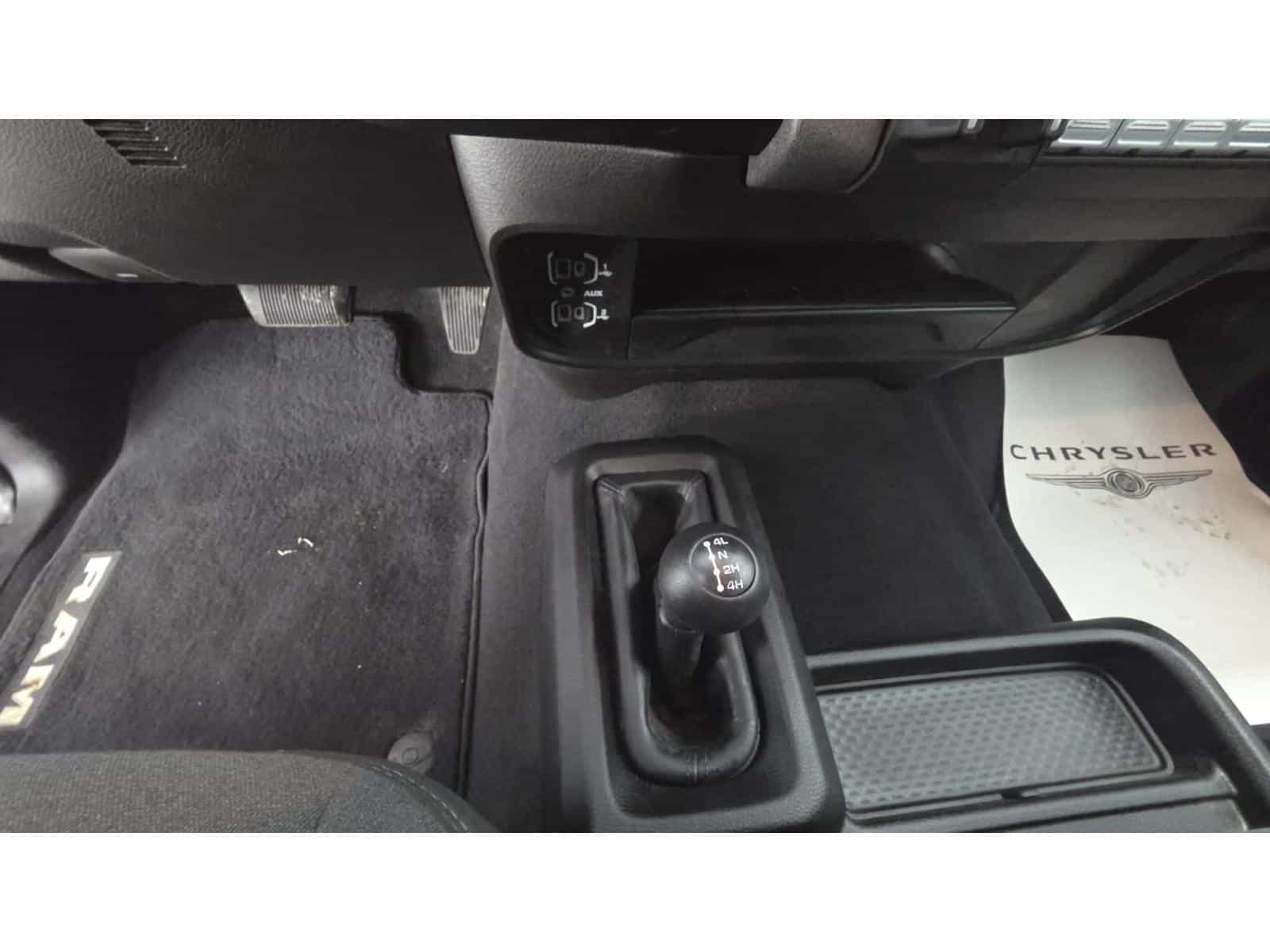 2024 RAM 3500 Tradesman - Image 12