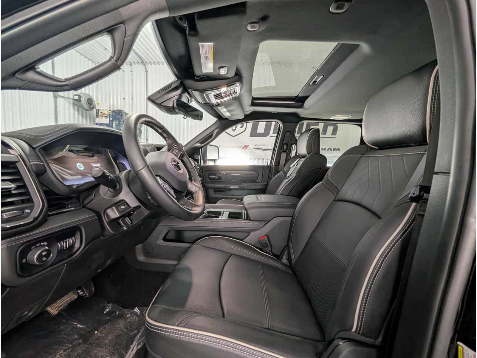 2025 RAM 2500 Limited - Image 10