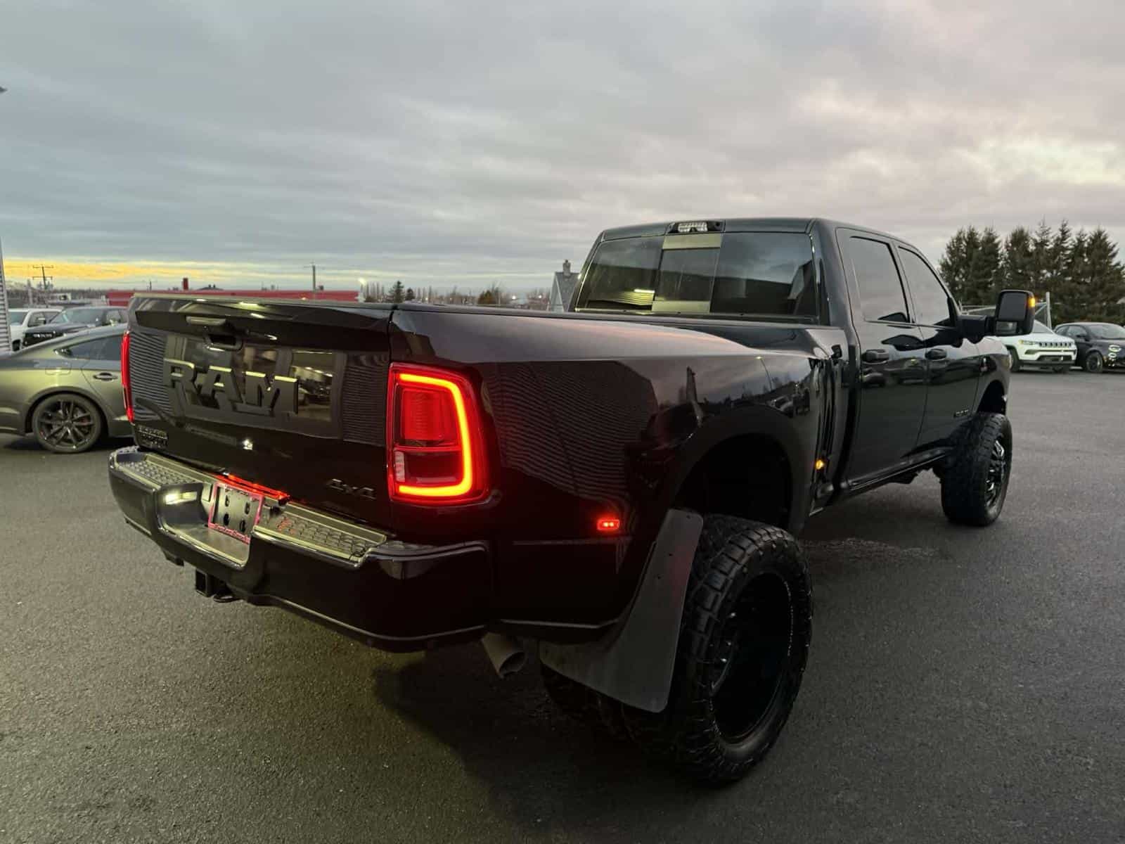 2025 RAM 3500 Big Horn - Image 5