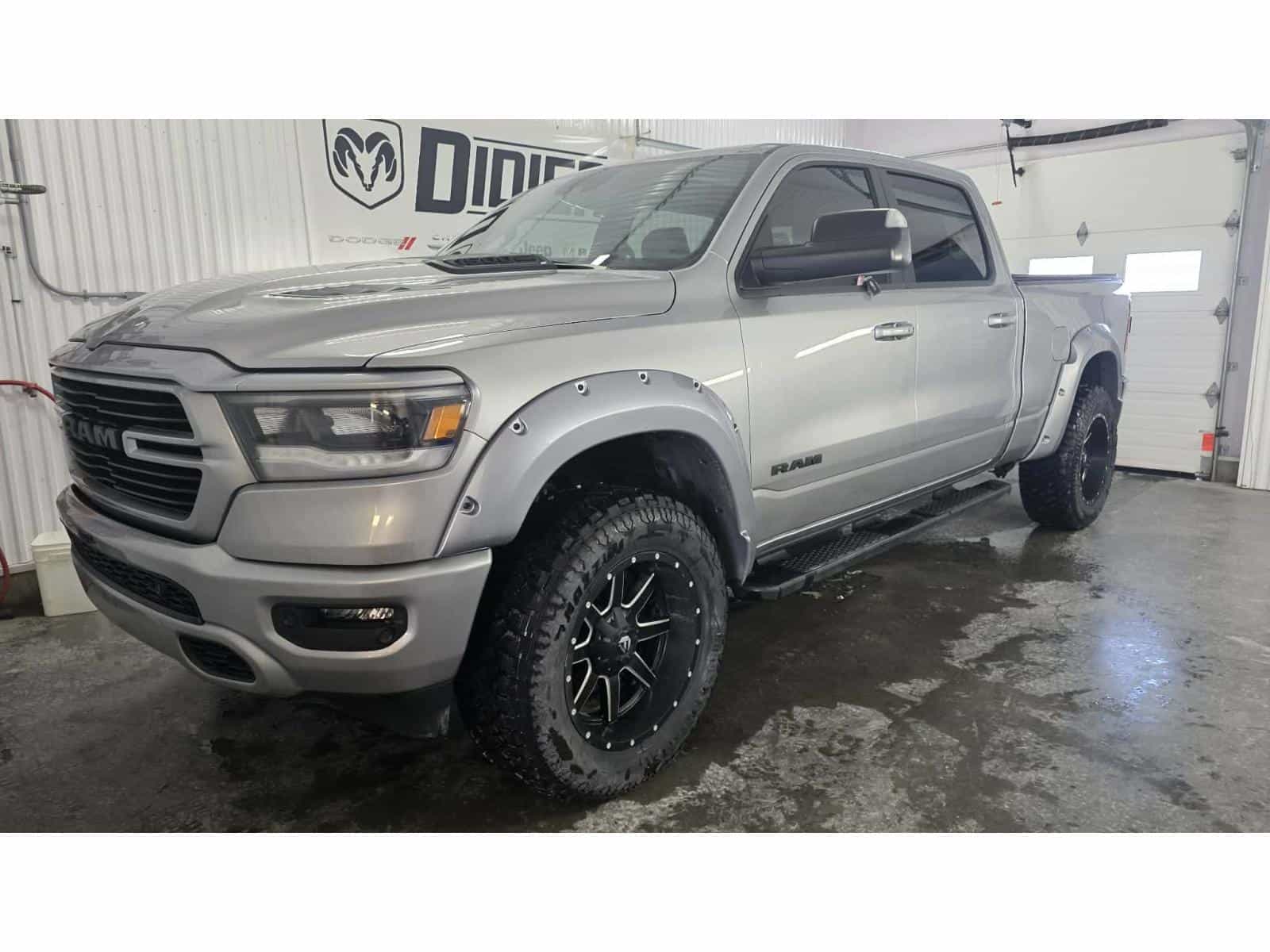 2021 RAM 1500 Sport - Image 2