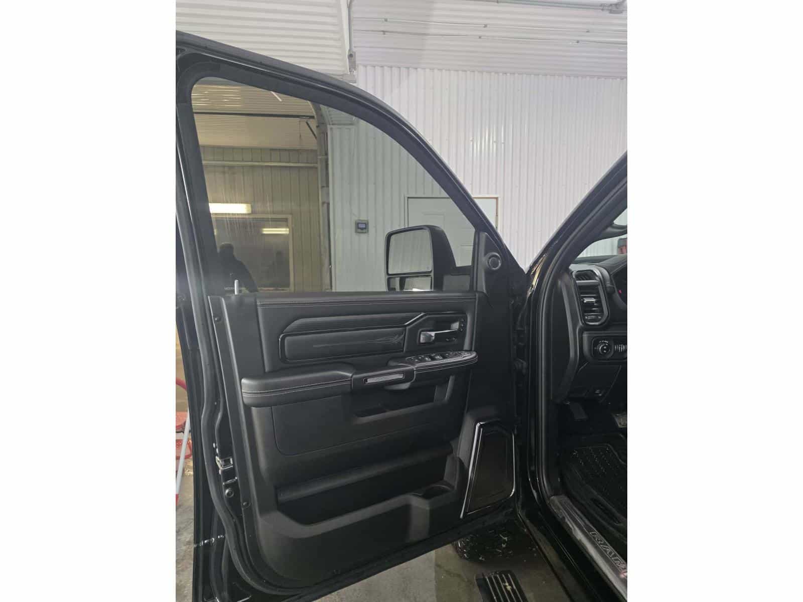 2024 RAM 2500 Limited - Image 4