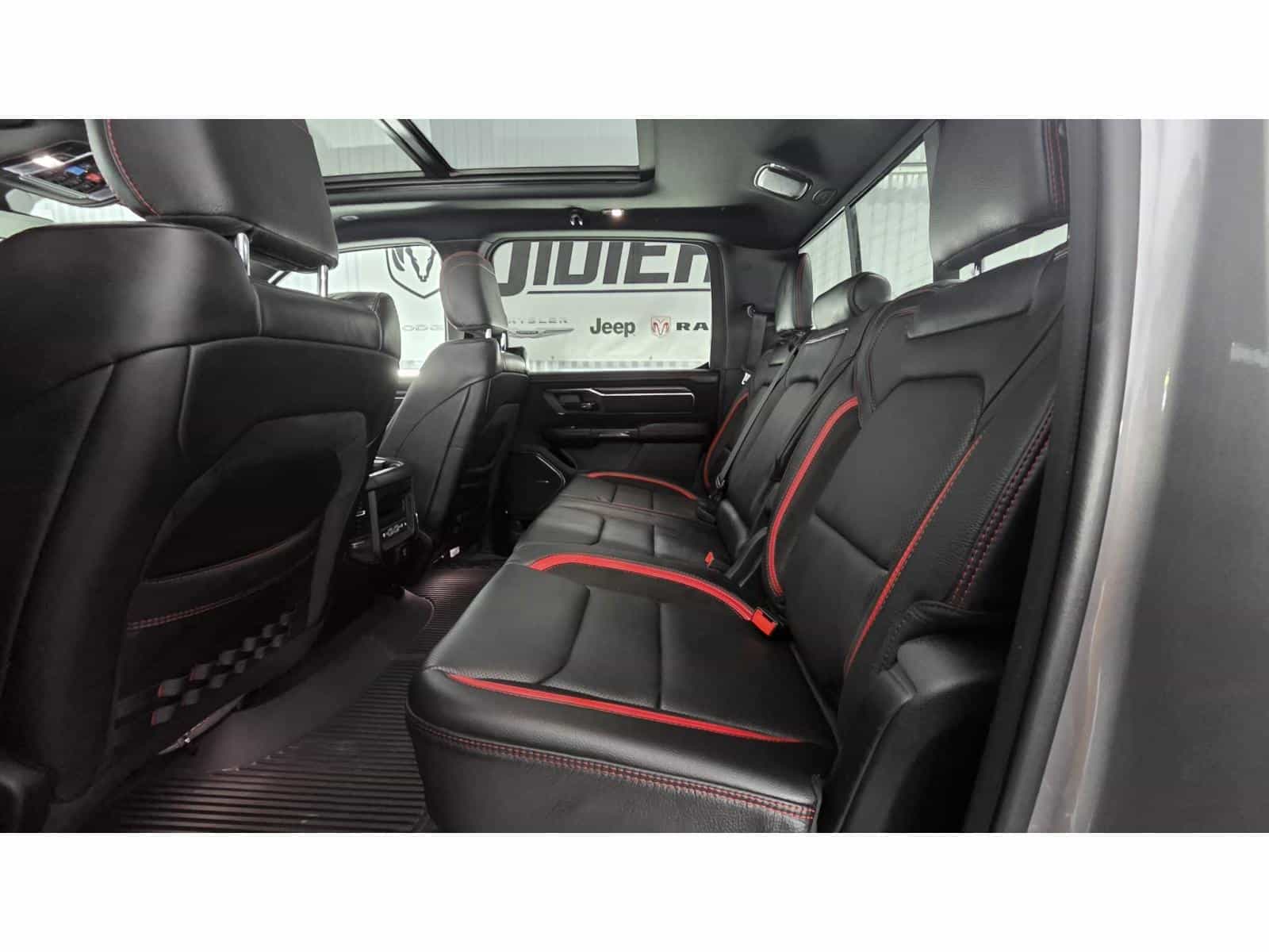 2025 RAM 1500 RHO - Image 18