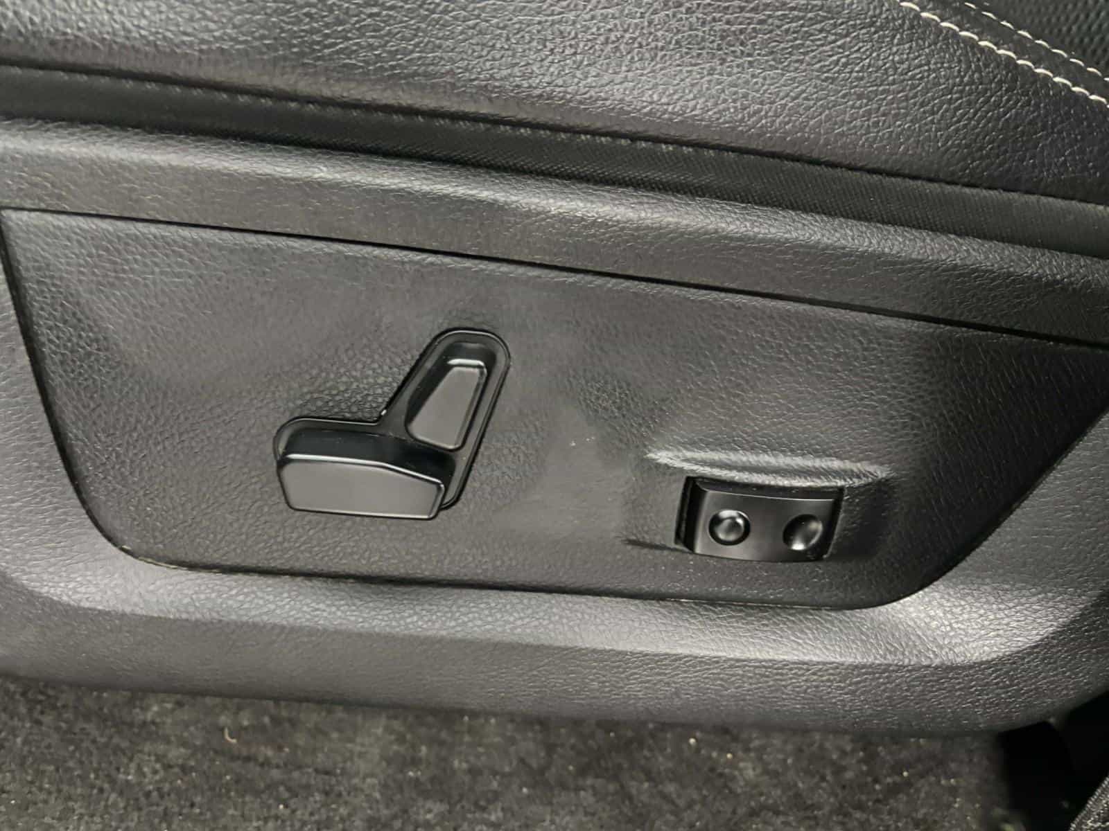 2017 RAM 1500 Sport - Image 14