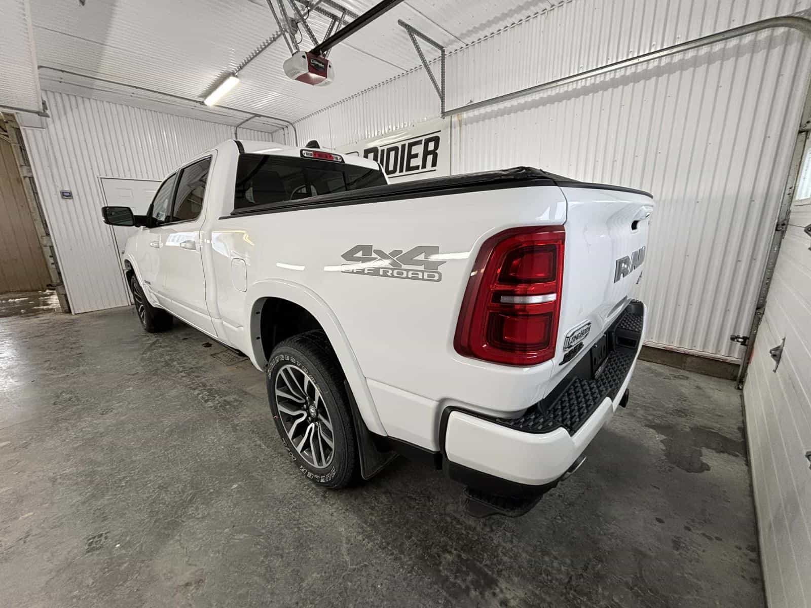 Image 3 RAM 1500 Limited Longhorn 2025