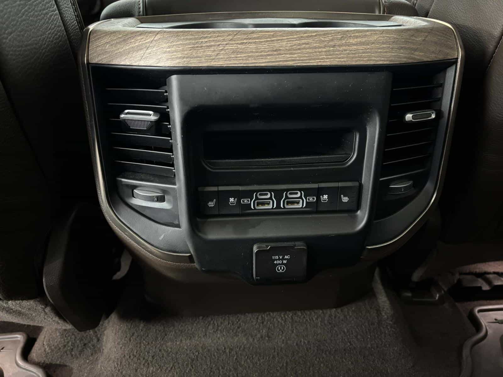 2025 RAM 1500 Limited Longhorn - Image 19