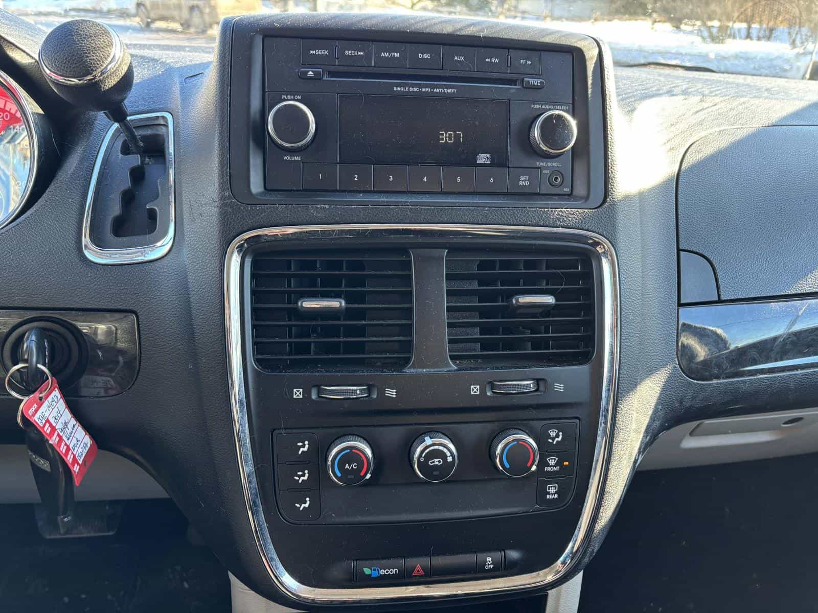 2014 Dodge Grand Caravan SXT - Image 7