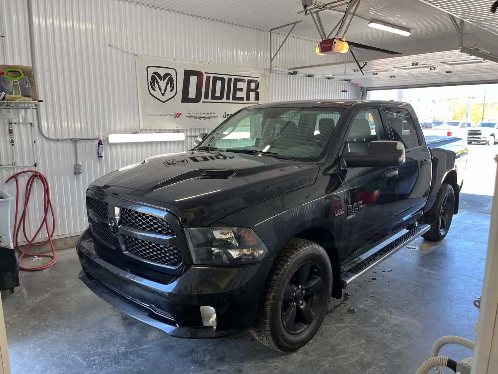 2019 RAM 1500 Classic - Image 1