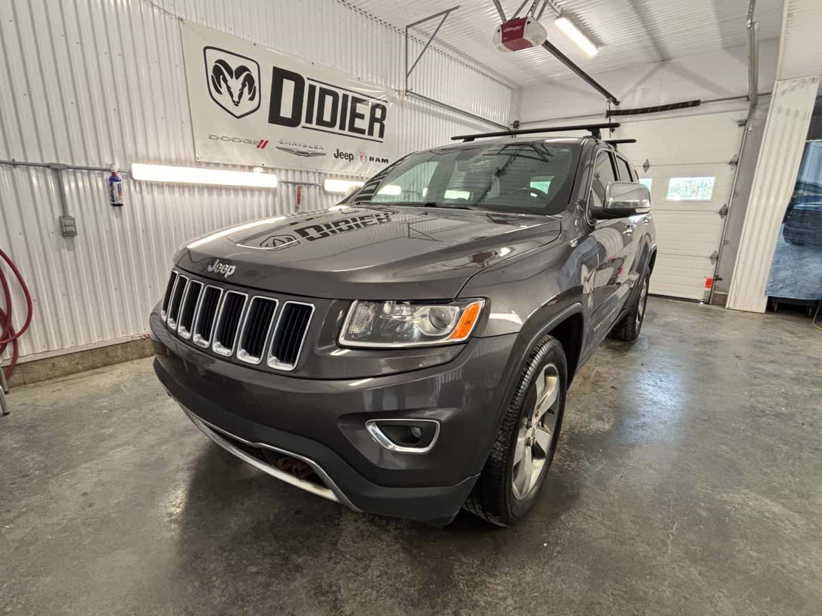 2014 Jeep Grand Cherokee Limited - Image 1