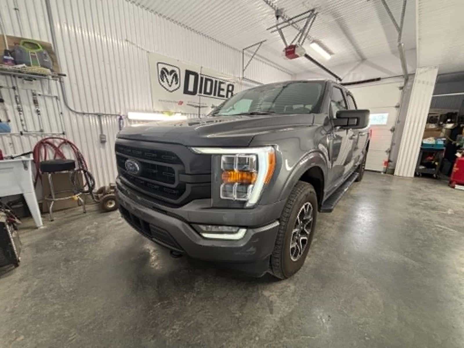 Image 1 Ford F150 XLT 2023