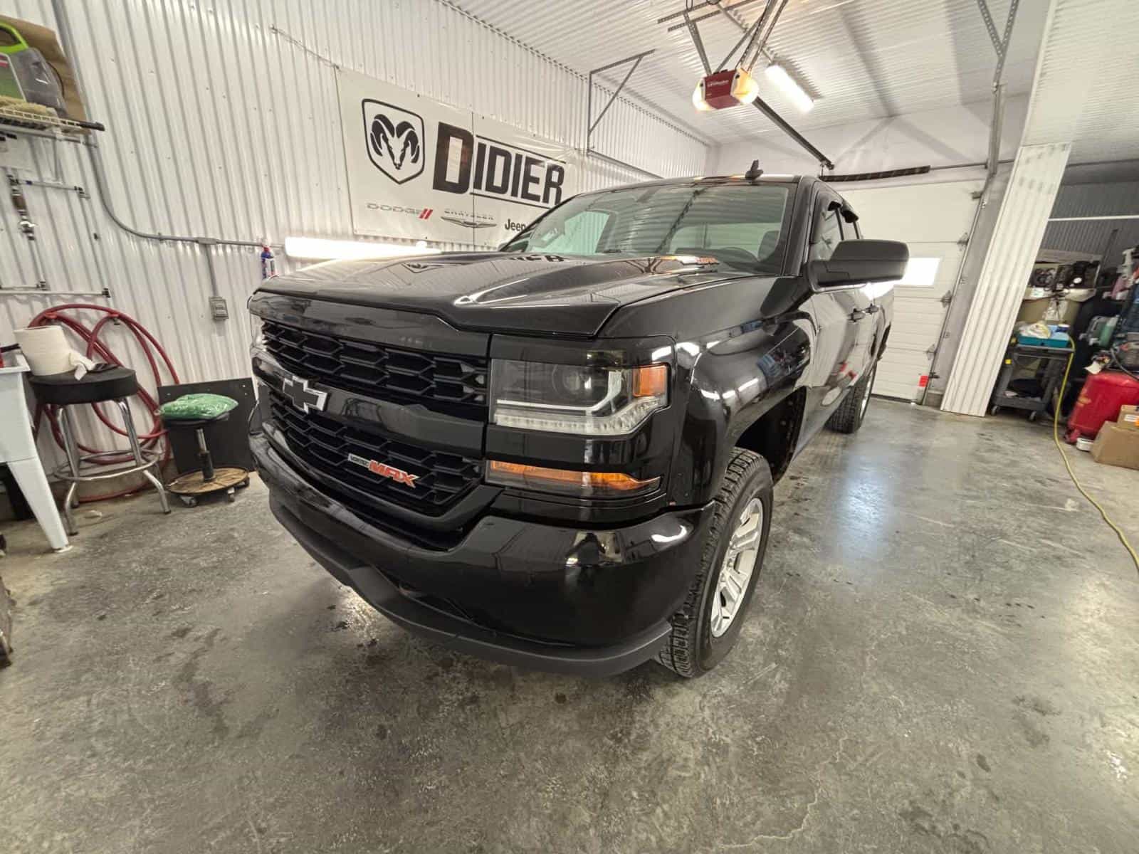 Image 1 Chevrolet Silverado Noir 2017
