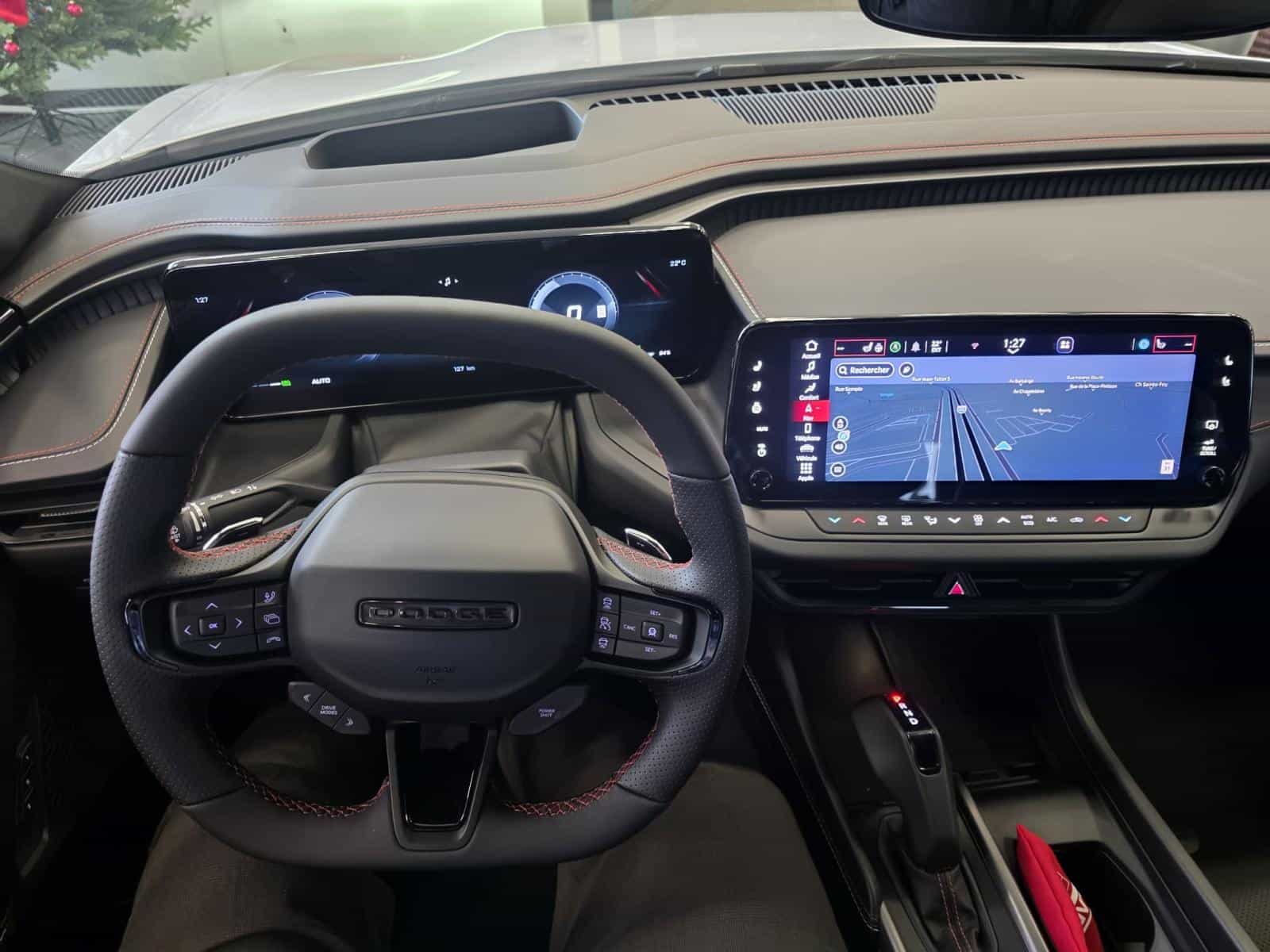 2025 Dodge Charger Daytona R/T - Image 7