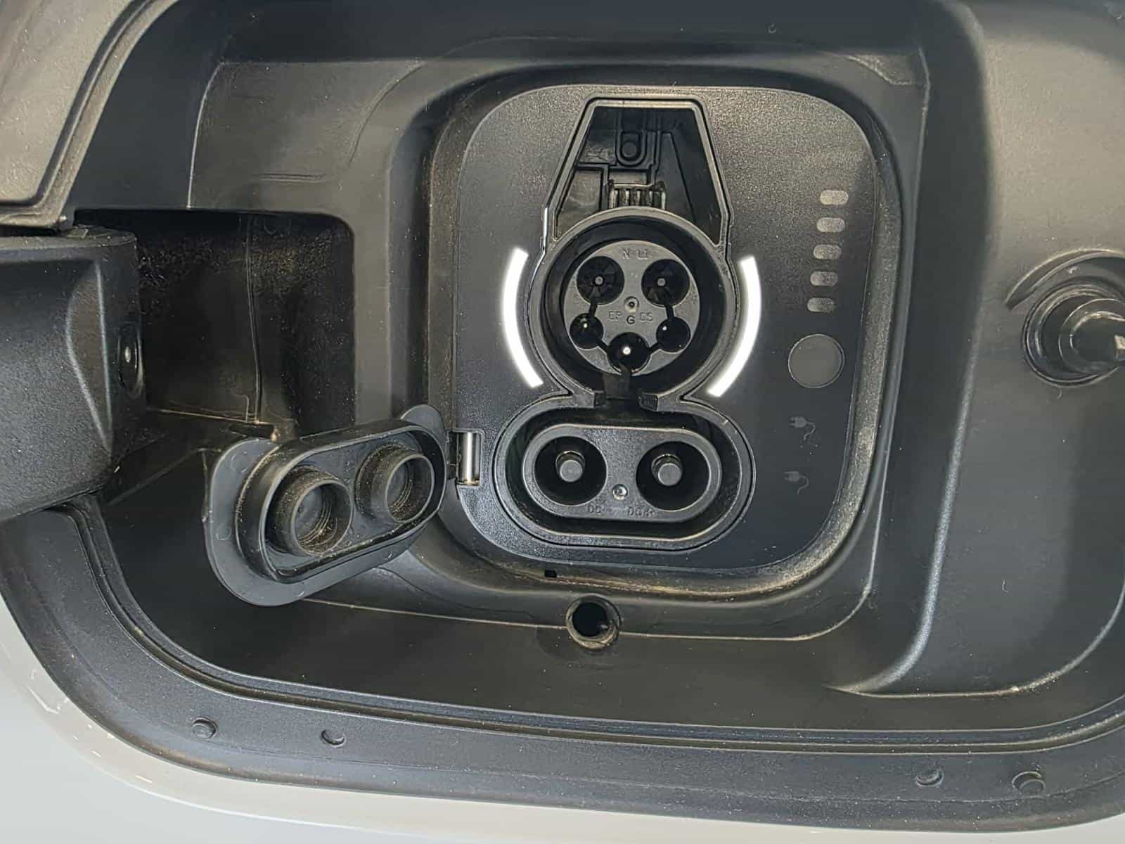 2025 Dodge Charger Daytona R/T - Image 15