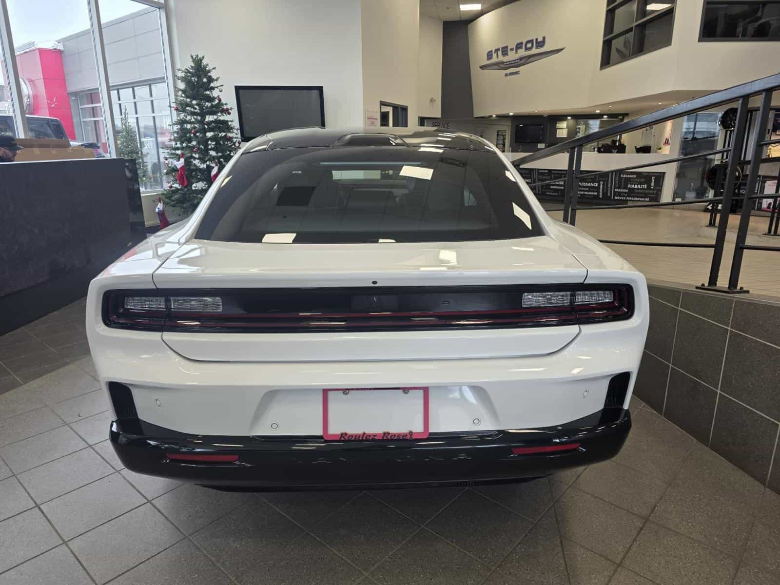 2025 Dodge Charger Daytona R/T - Image 4