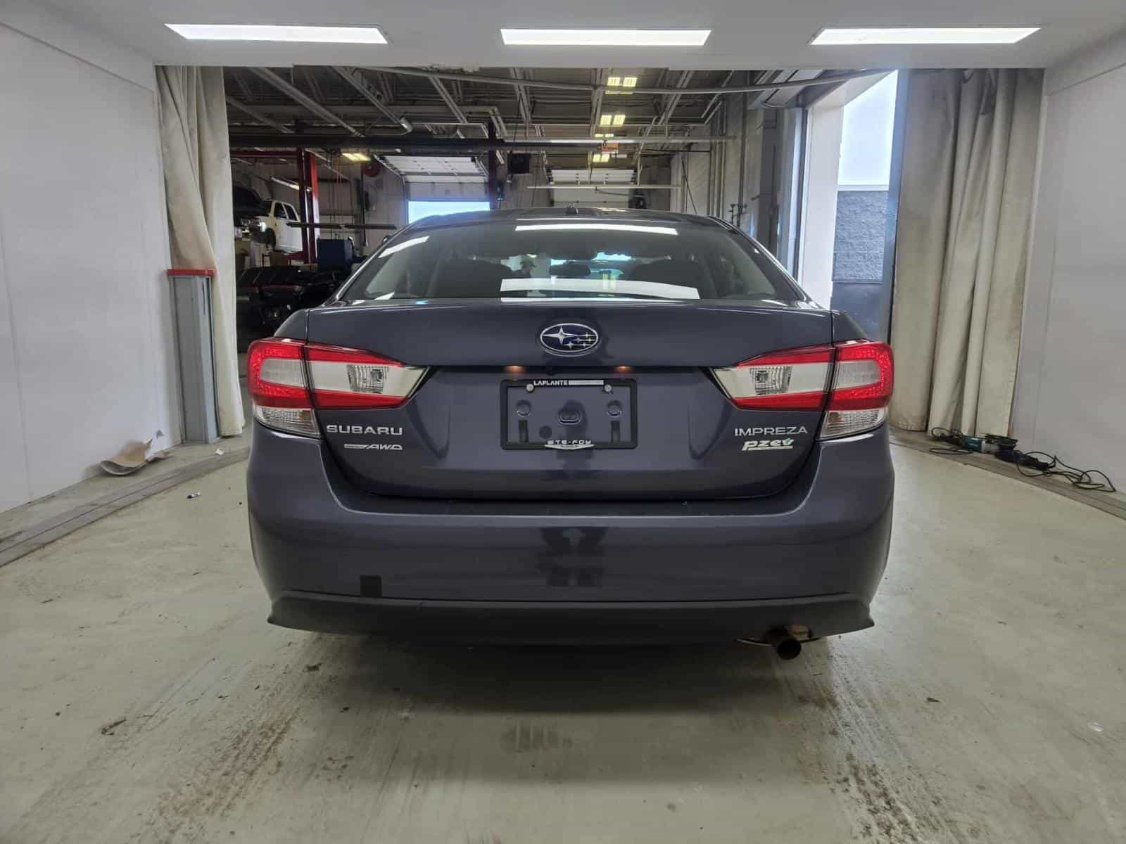 2017 Subaru Impreza Convenience - Image 8