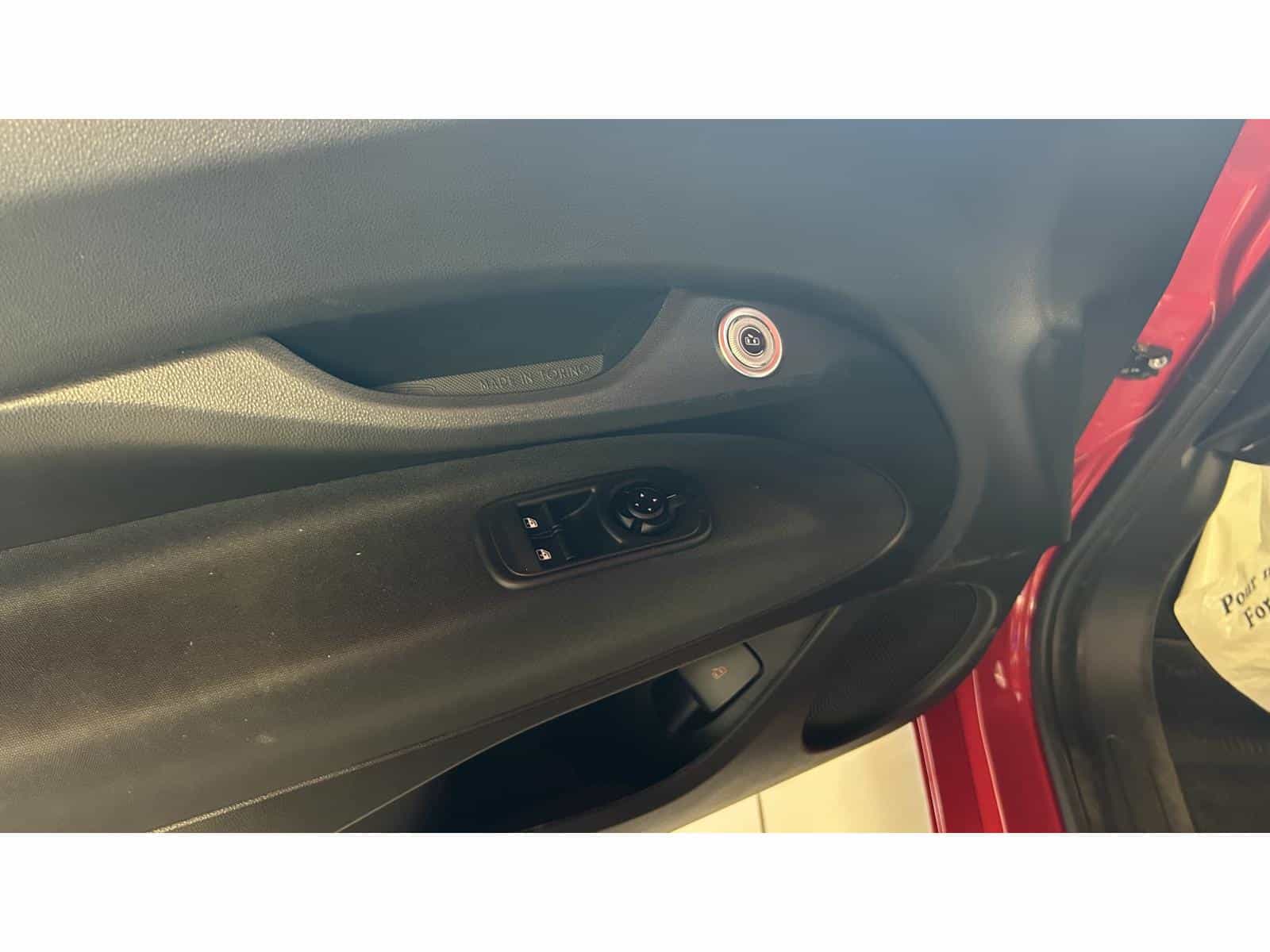 2025 Fiat All-New 500e BEV 500e RED - Image 11