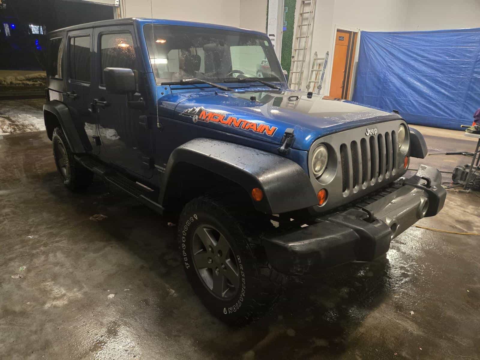 2010 Jeep Wrangler Unlimited Sport Unlimited Sport - Image 3