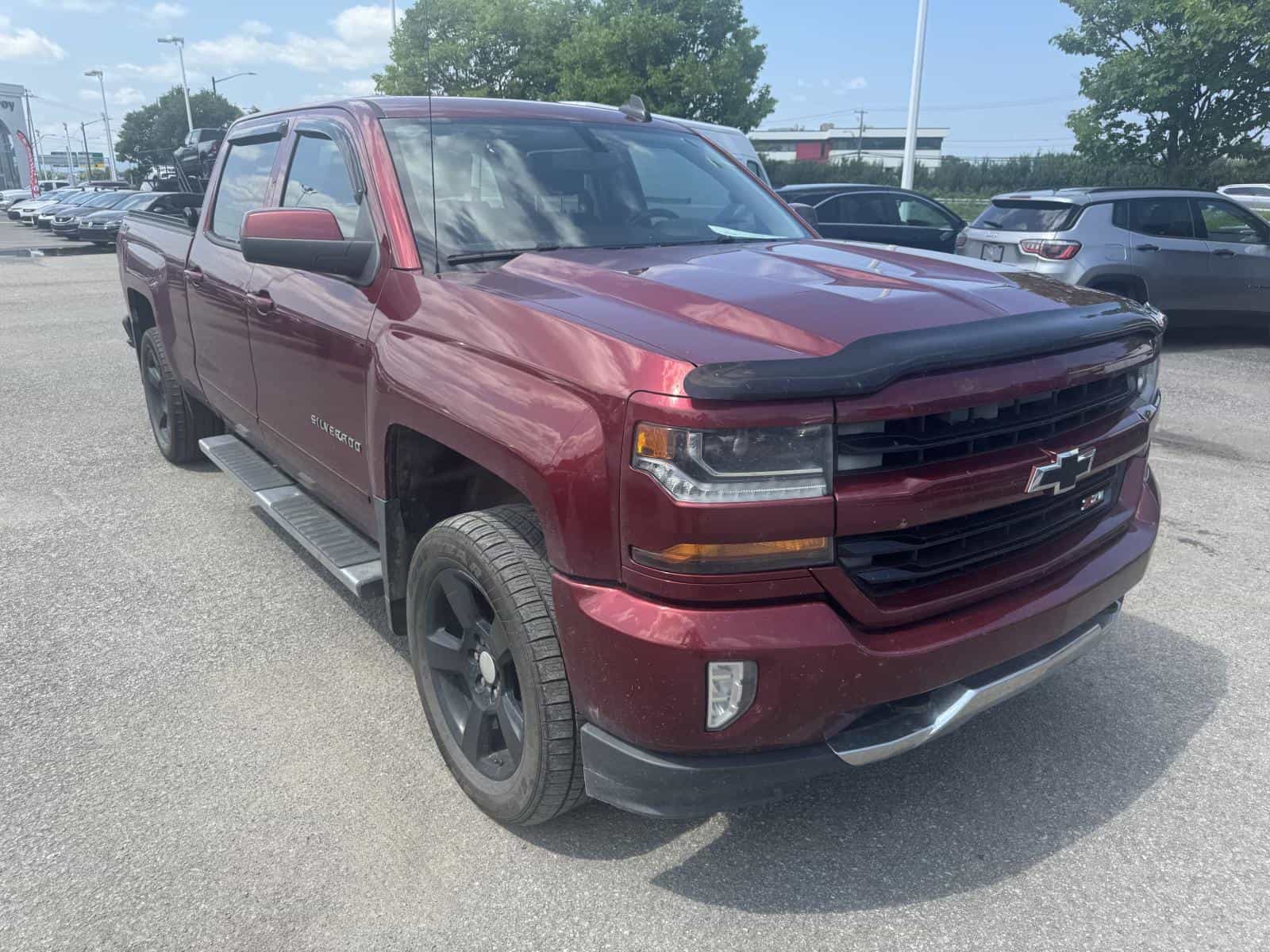 2016 Chevrolet SILVERADO K1500 LT LT - Image 4