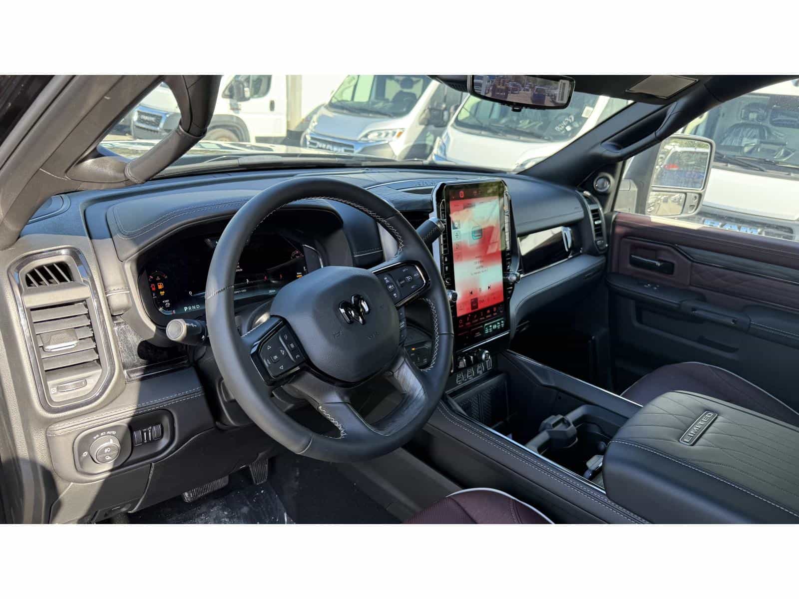 Image 12 RAM 2500 Limited 2025