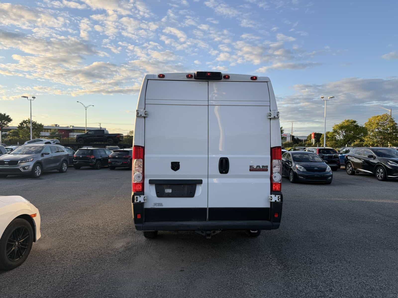 2020 RAM Promaster 3500 High 3500 High Roof - Image 3
