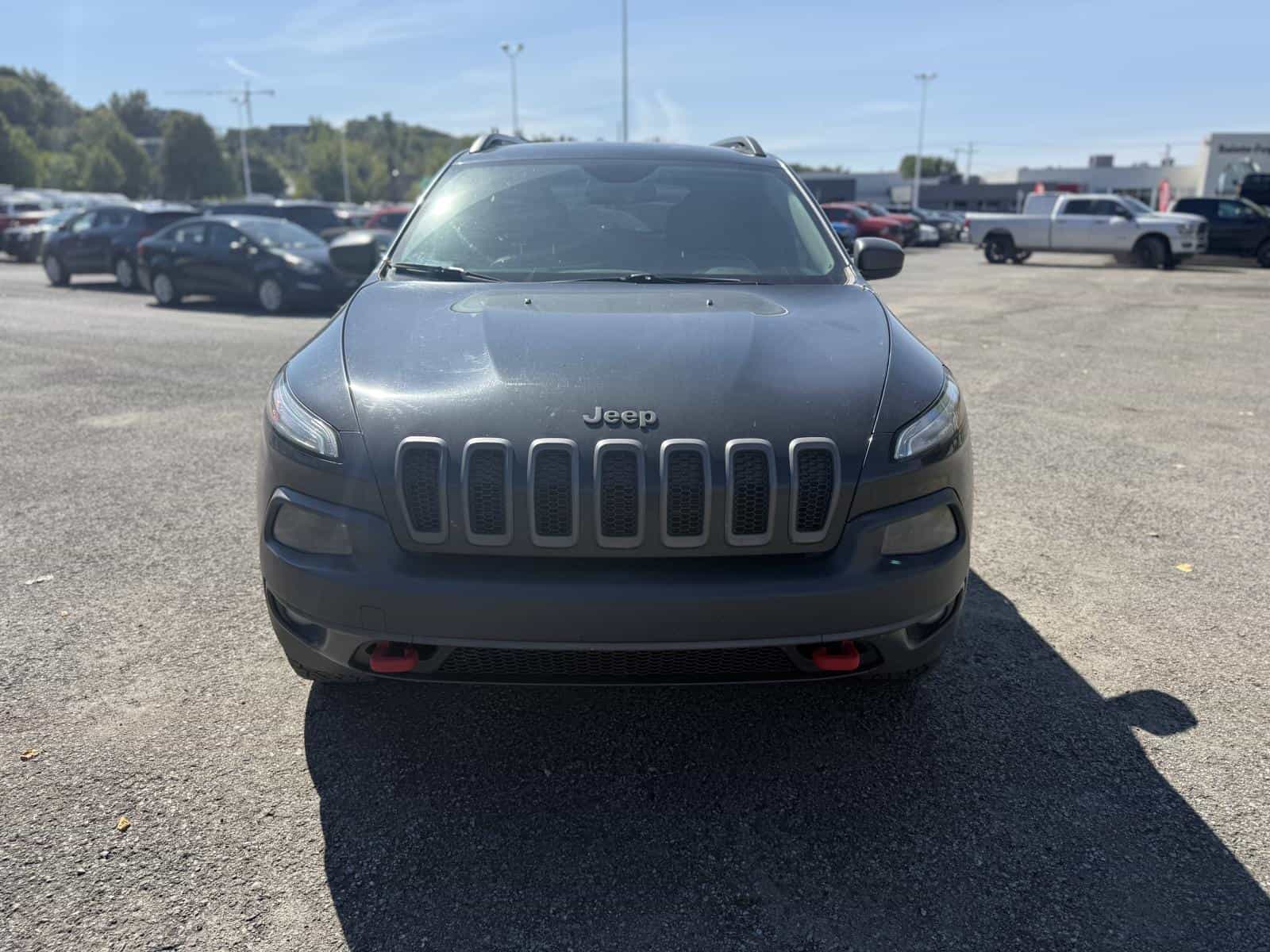2015 Jeep Cherokee Trailhawk - Image 2