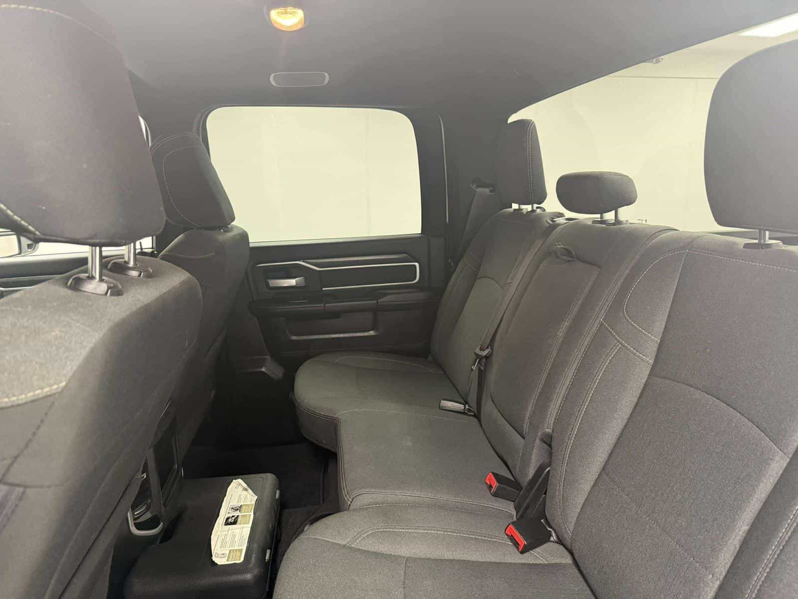 2024 RAM 3500 Big Horn Big Horn - Image 10