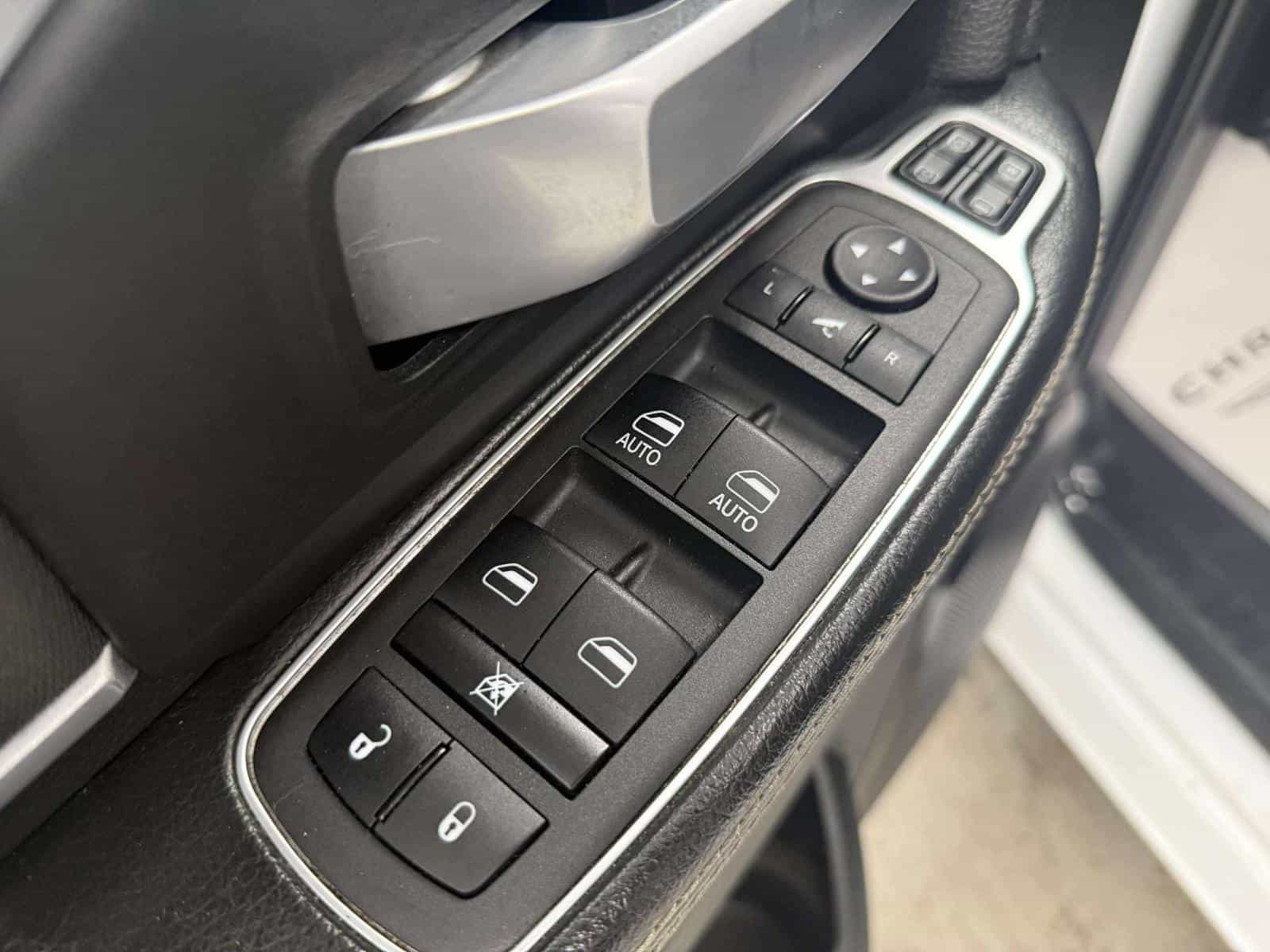 2024 RAM 3500 Big Horn - Image 9