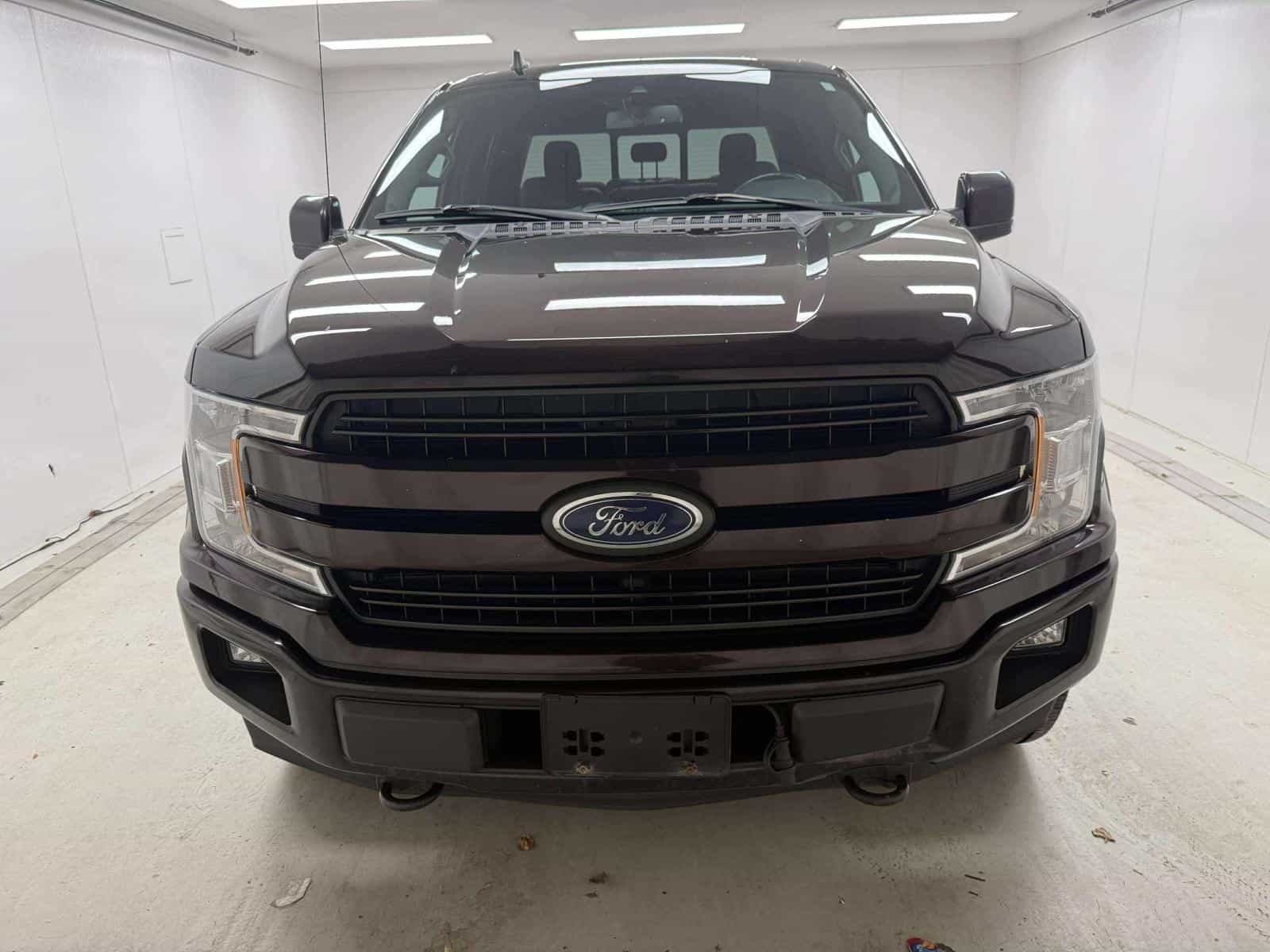 2019 Ford F150 SUPERCREW Lariat - Image 2