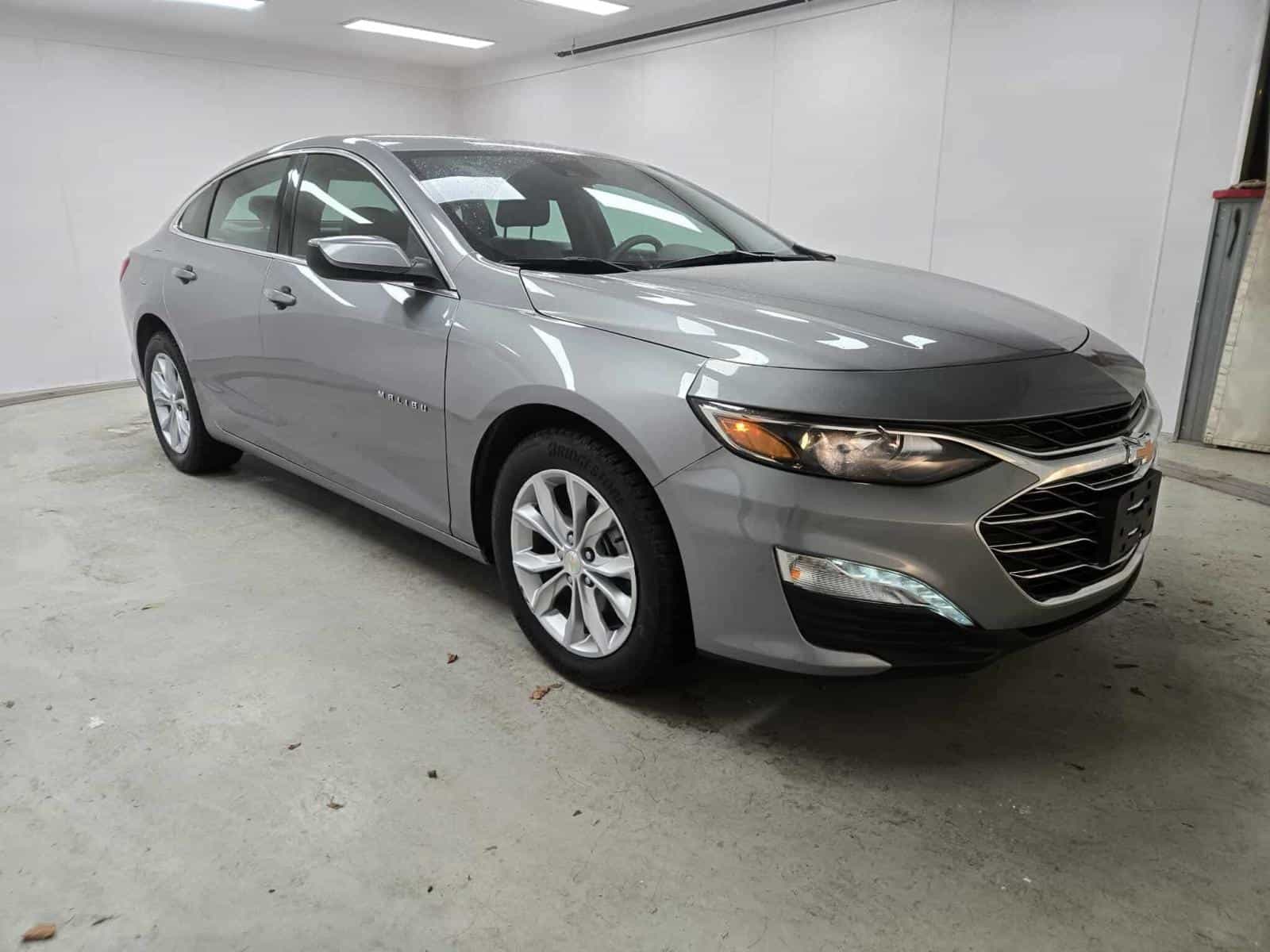 2025 Chevrolet Malibu Lt 1LT - Image 3