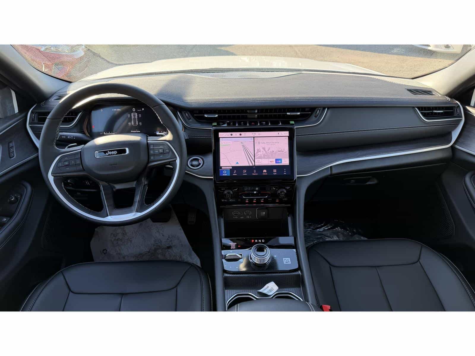 2025 Jeep Grand Cherokee Limited - Image 7