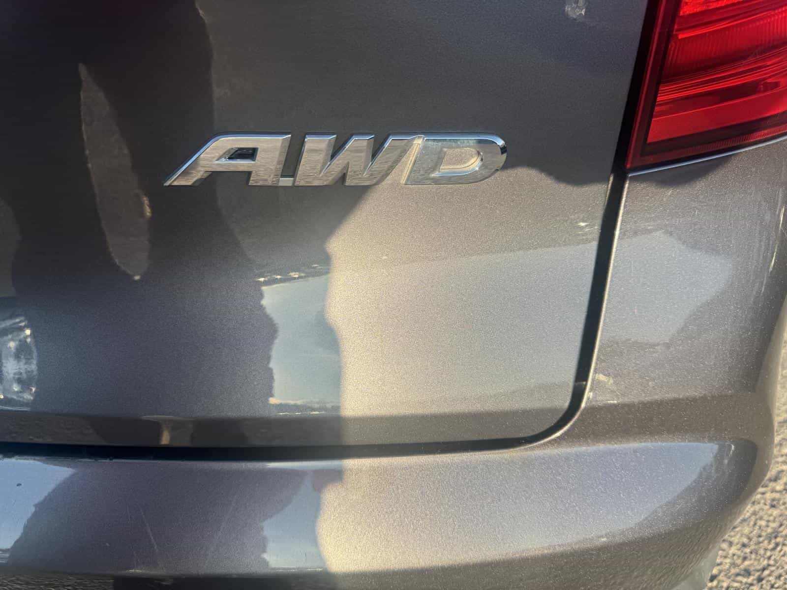 2017 Honda Pilot Lx LX - Image 4