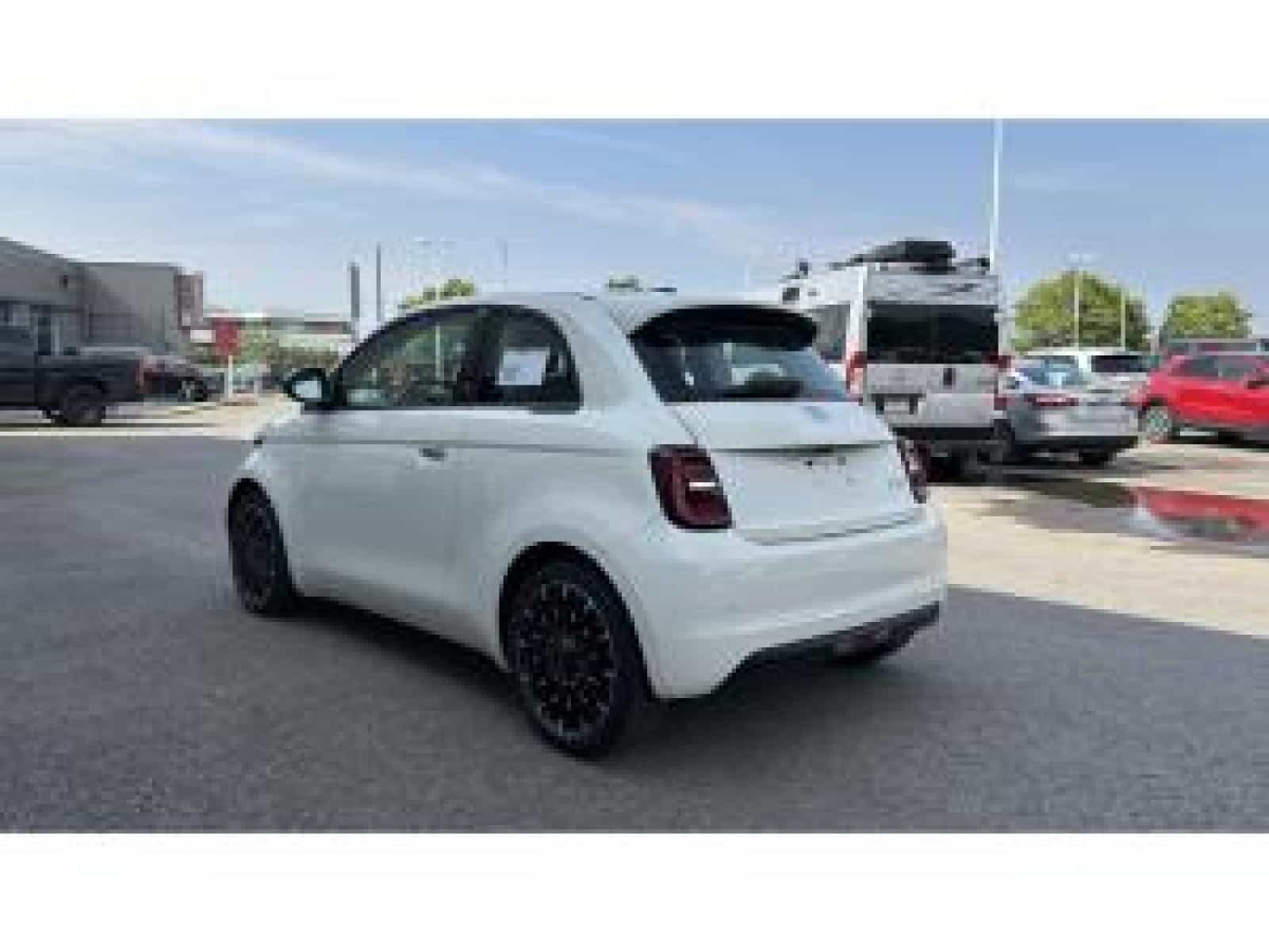 Image 6 Fiat All-New 500e BEV 500e RED 2025