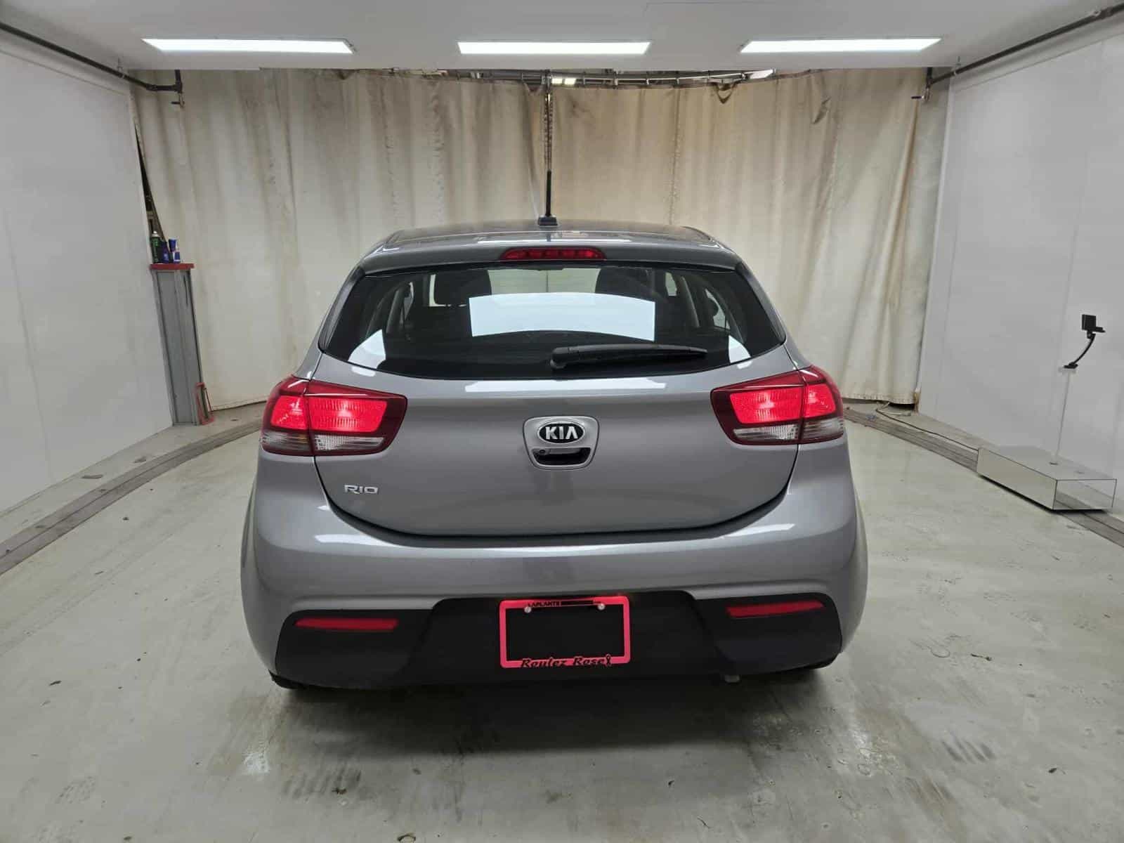 2021 Kia Rio 5-door - Image 5