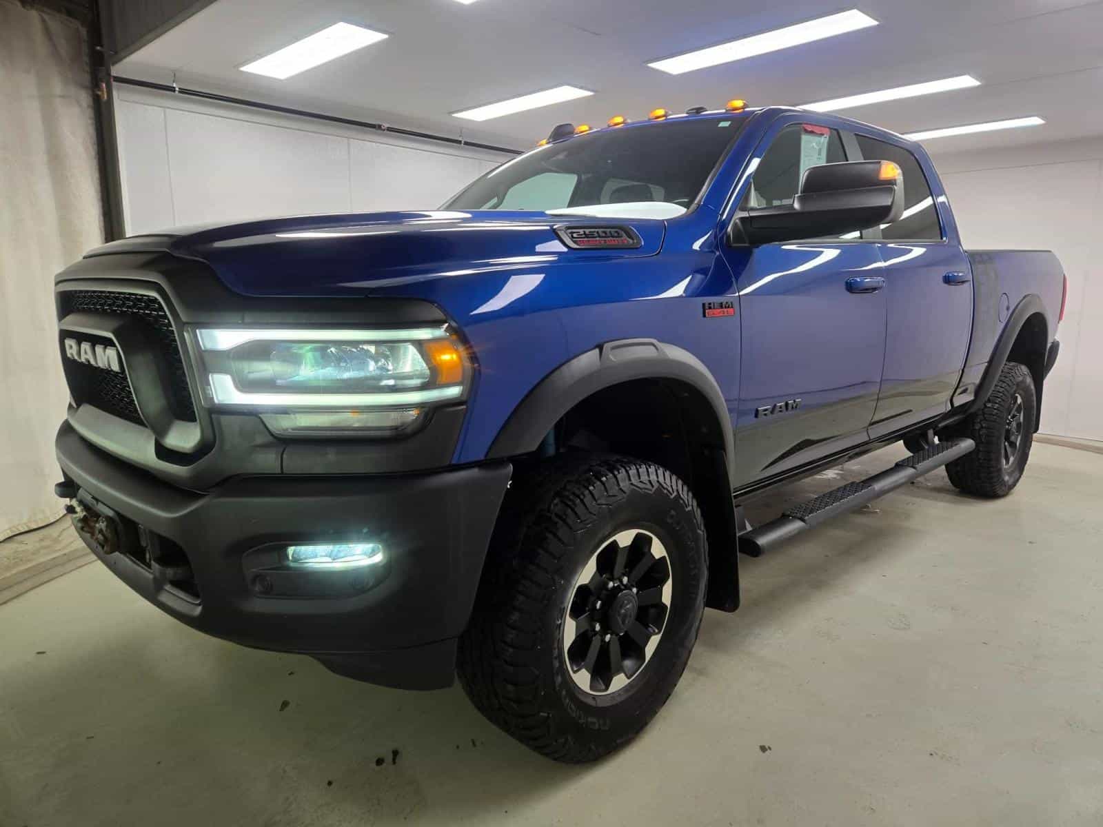 Image 2 RAM 2500 Powerwagon Power Wagon 2019
