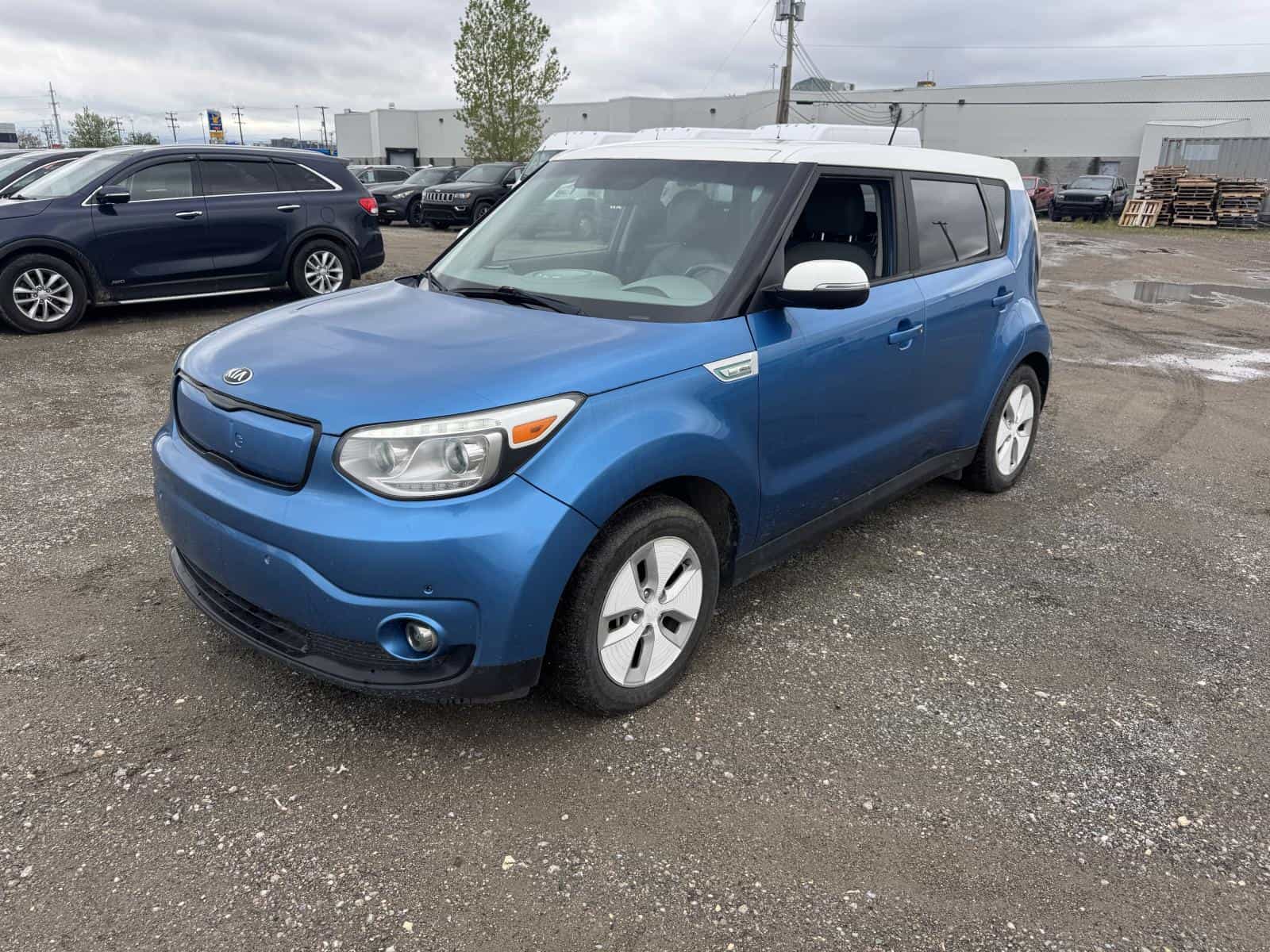 2016 Kia Soul EV Luxury - Image 1