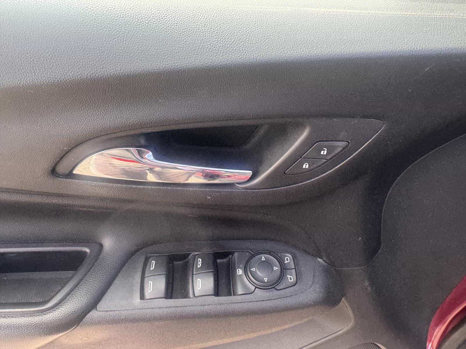 2019 Chevrolet EQUINOX LT LT - Image 9