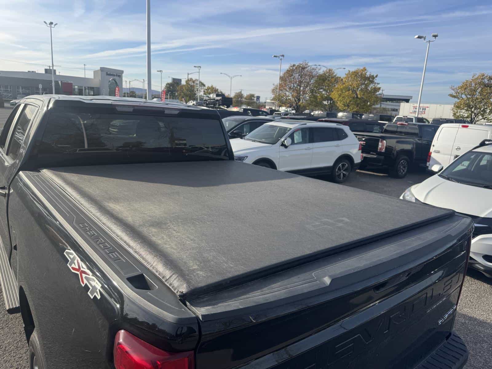 2020 Chevrolet Silverado K1500 Custom Custom - Image 3