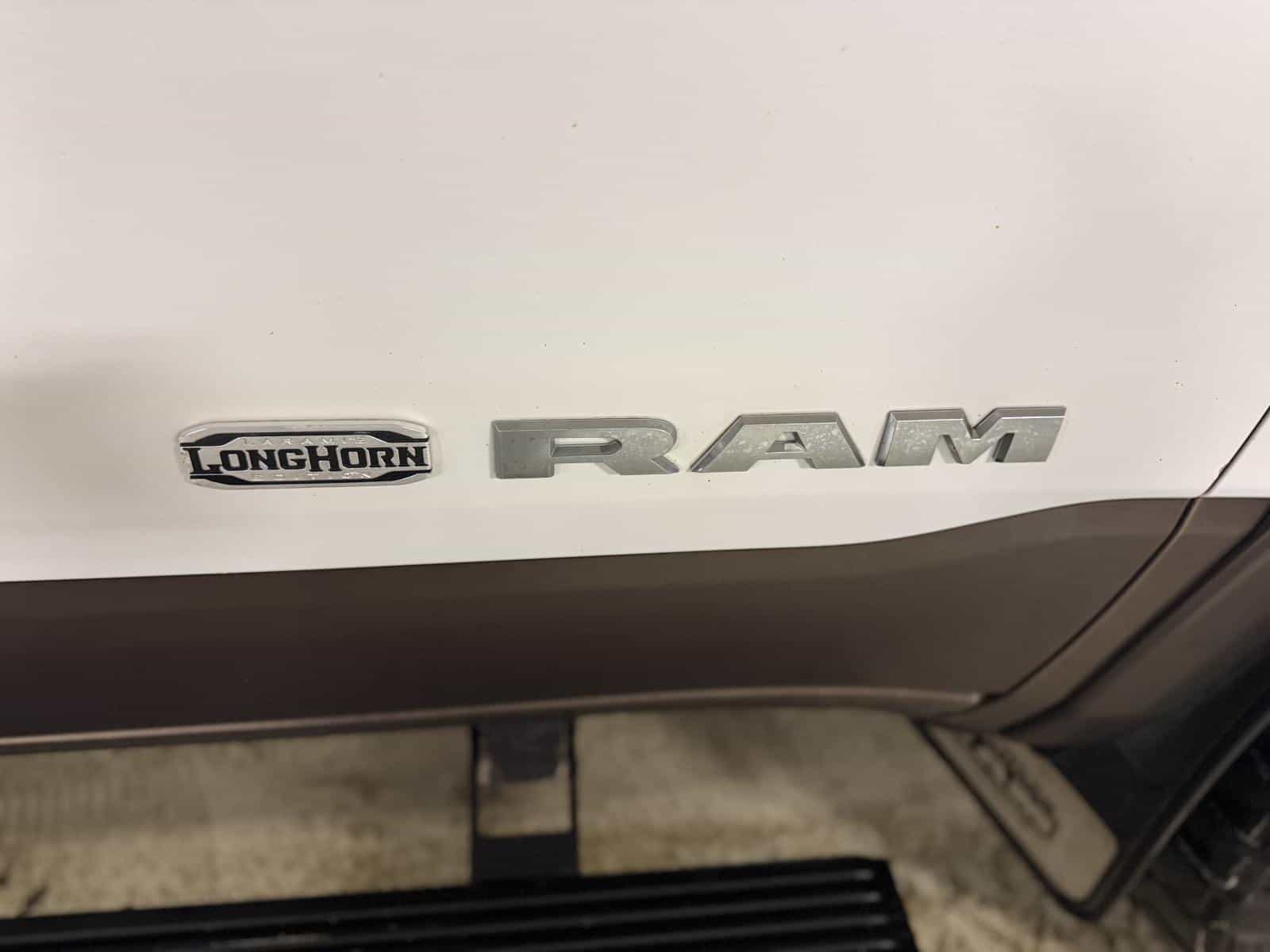 2019 RAM 1500 Laramie Longhorn - Image 4
