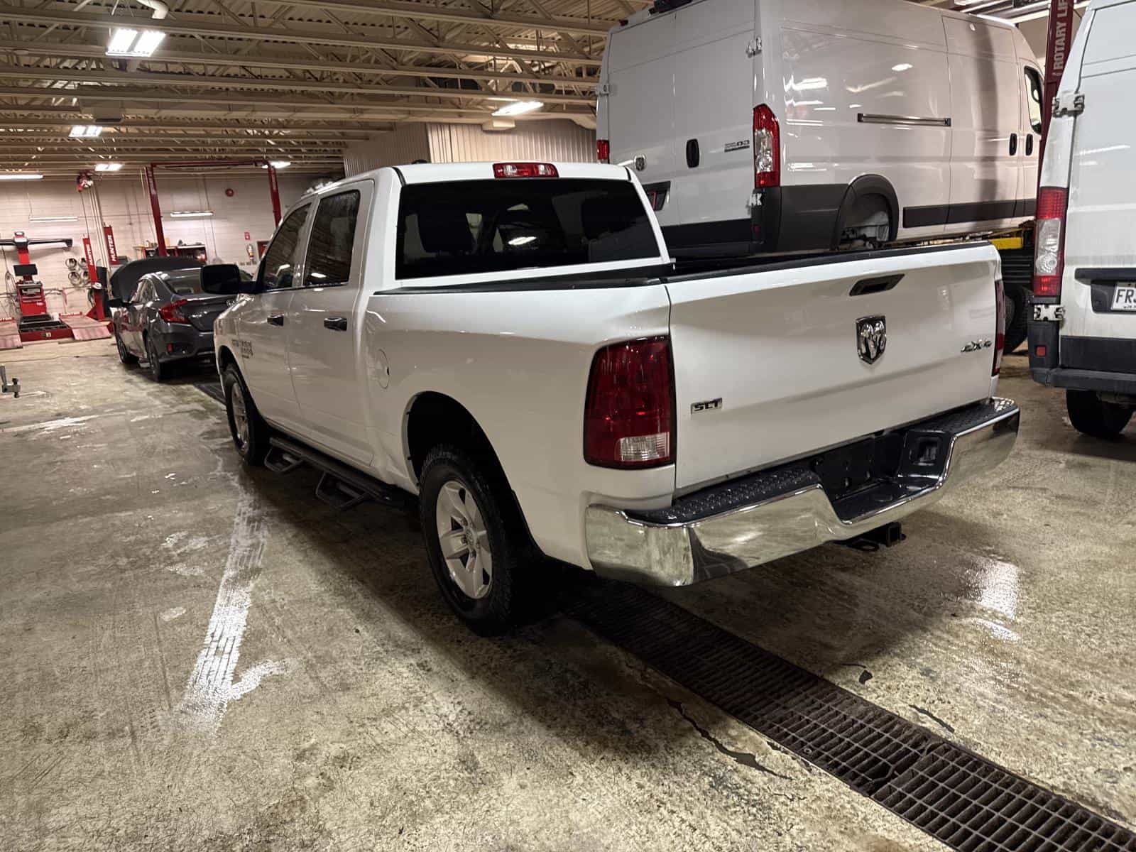 2022 RAM 1500 CLASSIC SLT SLT - Image 6