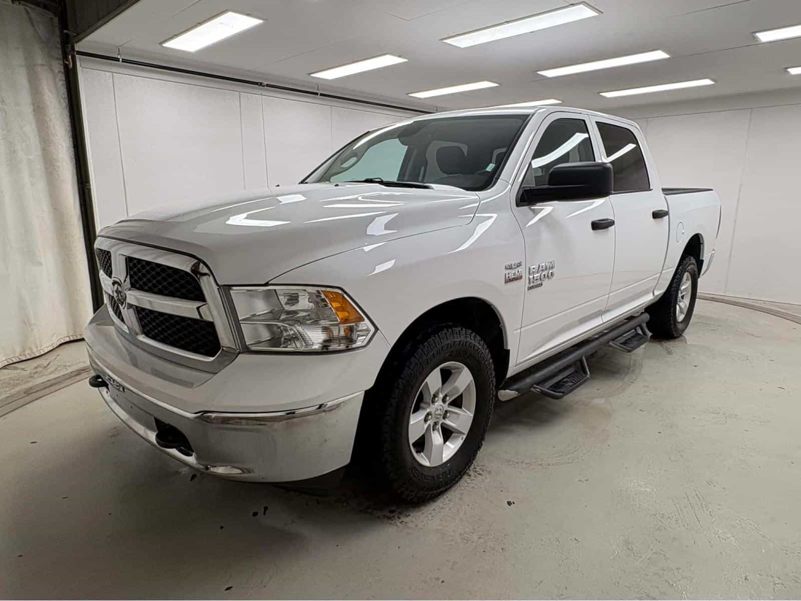 2022 RAM 1500 Classic SLT - Image 1