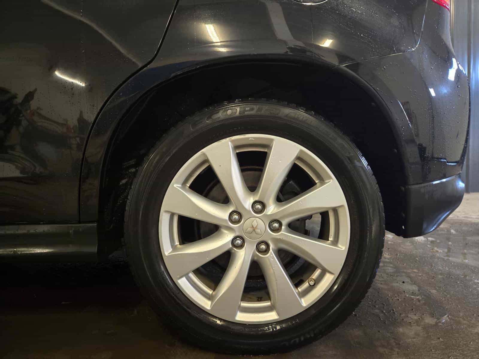 2015 Mitsubishi Rvr Gt GT - Image 9