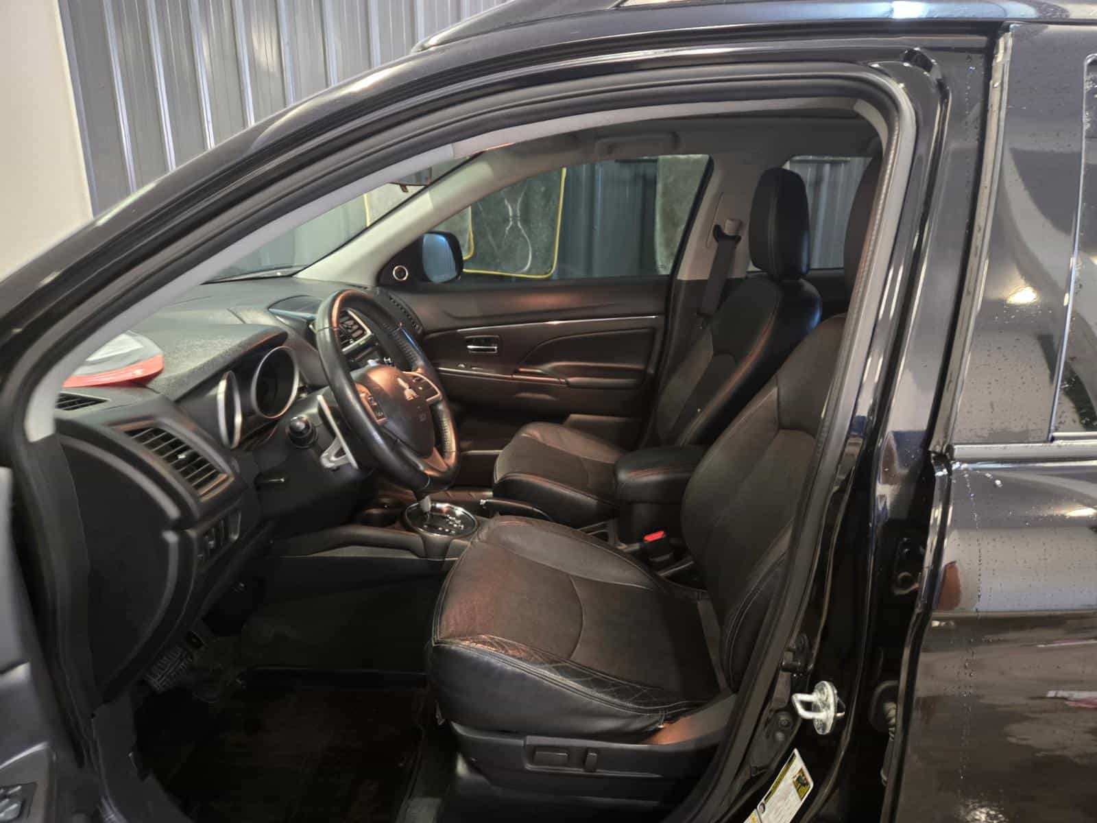 2015 Mitsubishi Rvr Gt GT - Image 12