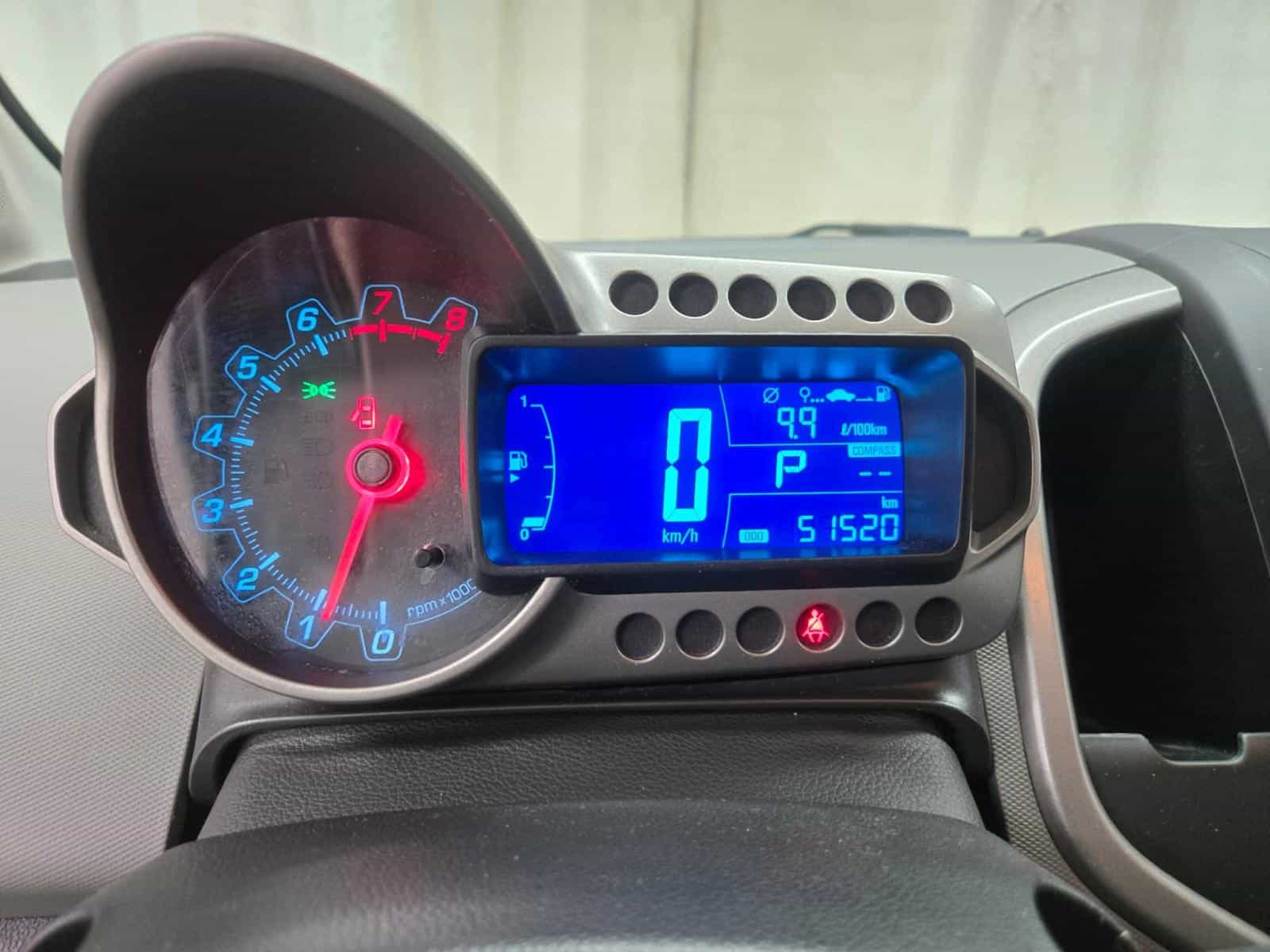 2015 Chevrolet Sonic Ls LS - Image 16