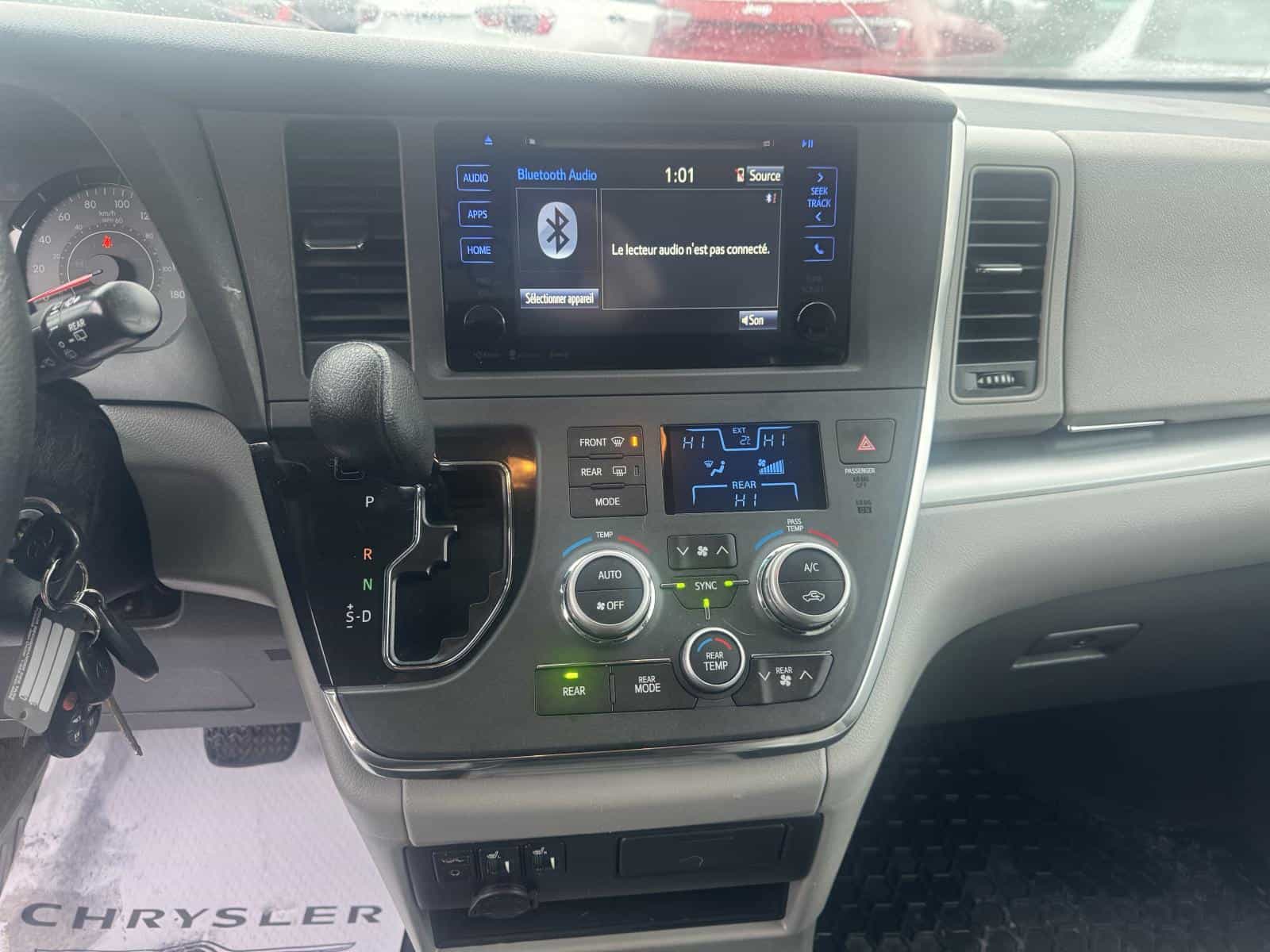 2017 Toyota Sienna Le LE - Image 10