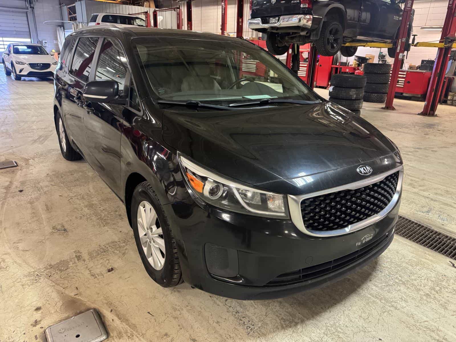 2018 Kia Sedona Lx LX - Image 5
