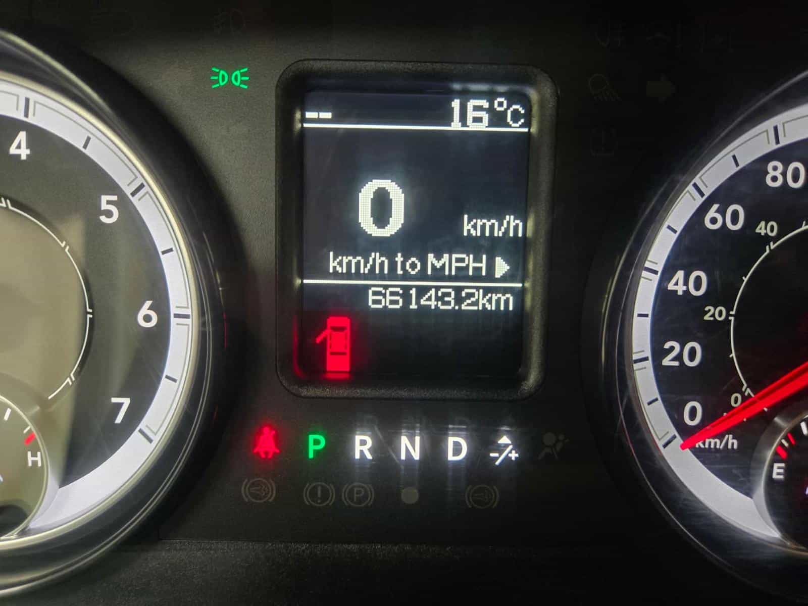 2023 RAM 1500 Classic SLT - Image 14