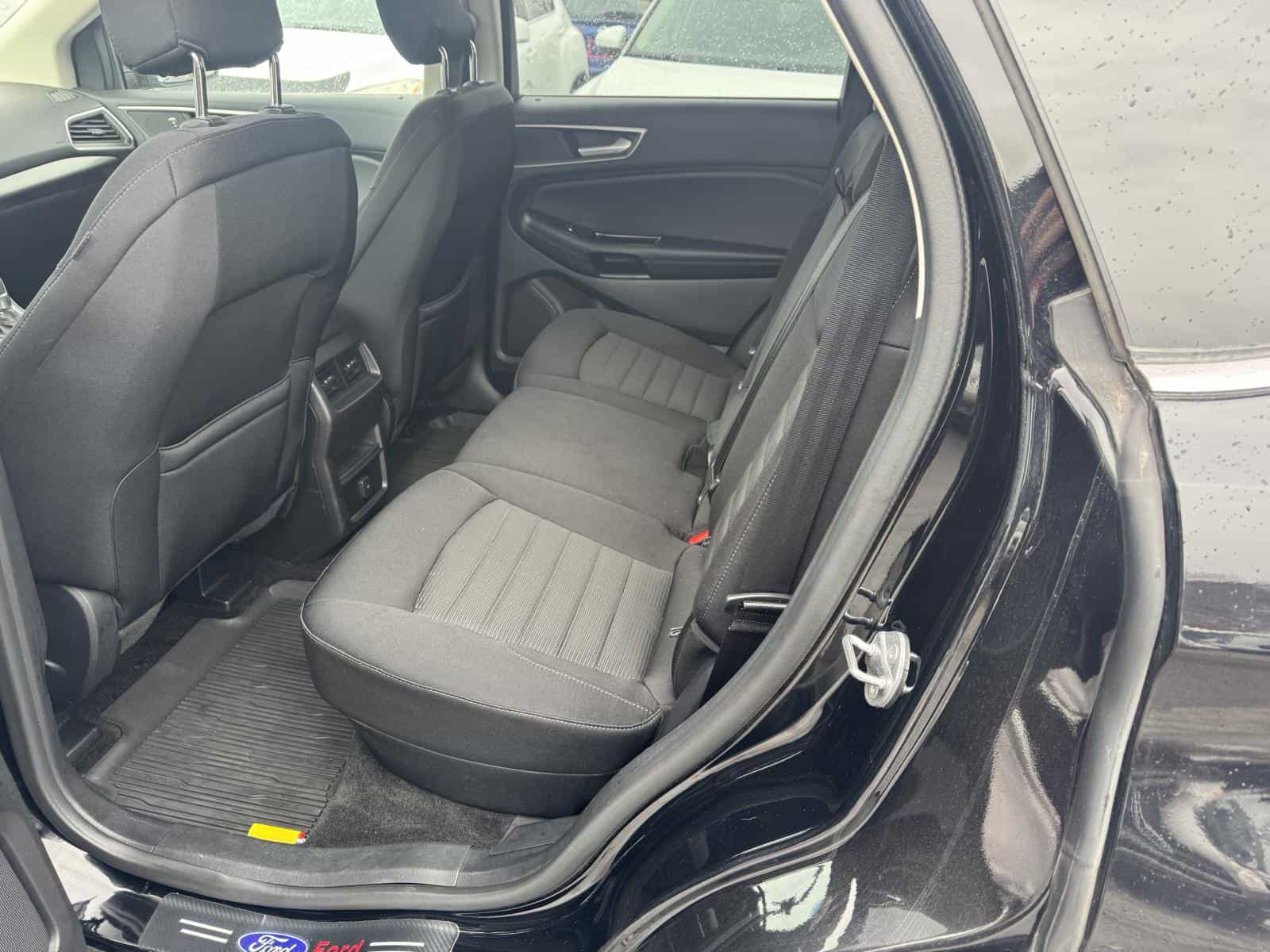 2017 Ford Edge SEL - Image 6