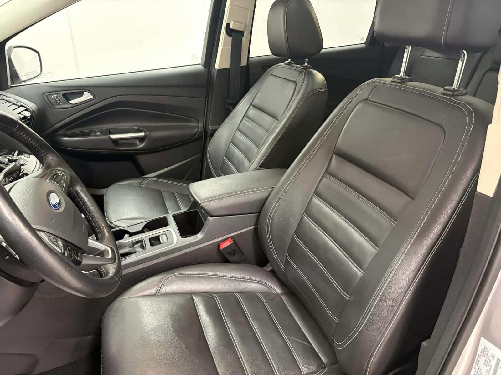 2017 Ford ESCAPE TITANIUM Titanium - Image 11