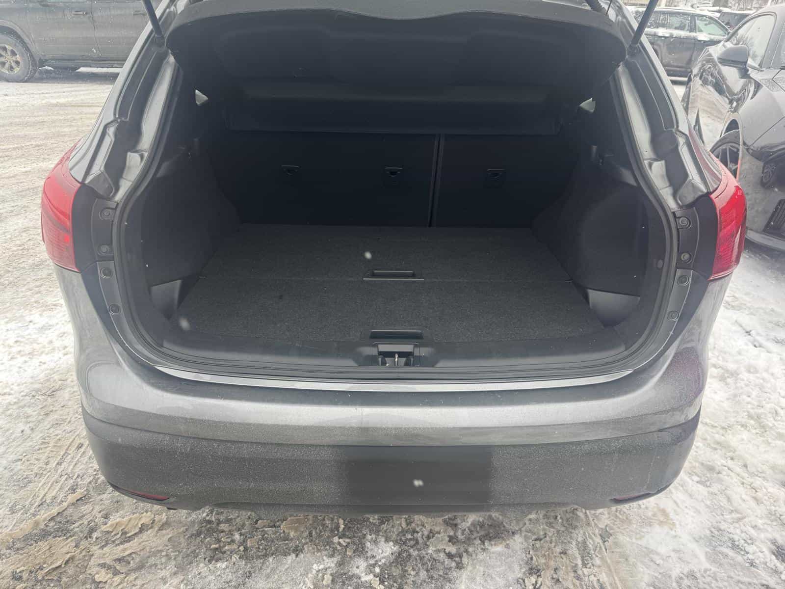 2017 Nissan Rogue Sport S/Sv/Sl SV - Image 8