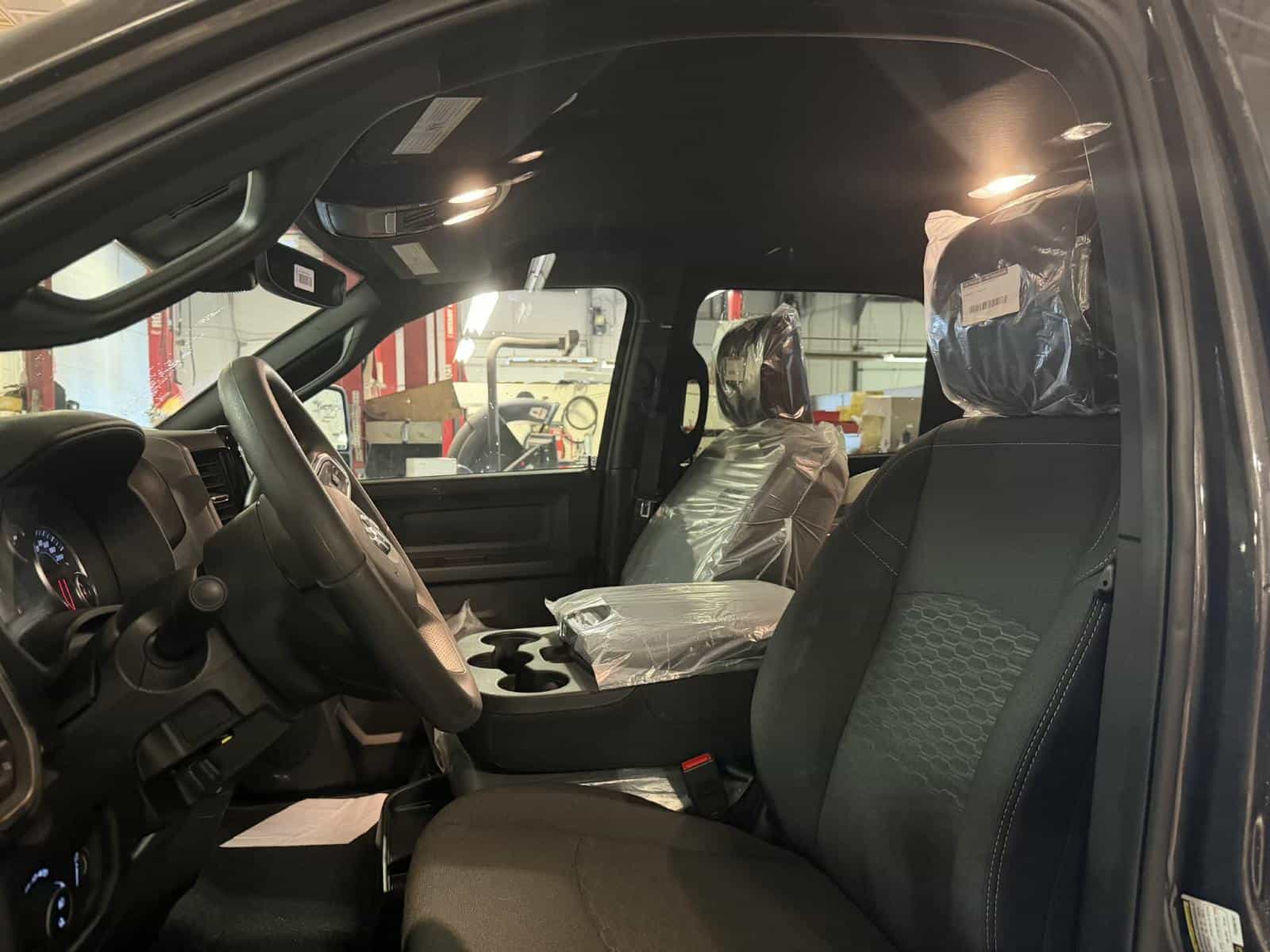 Image 12 RAM 2500 Warlock 2026