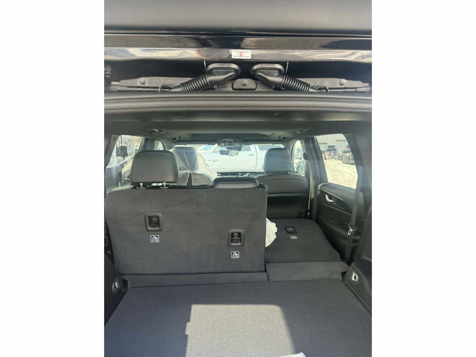 Image 6 Jeep Grand Cherokee Altitude 2025